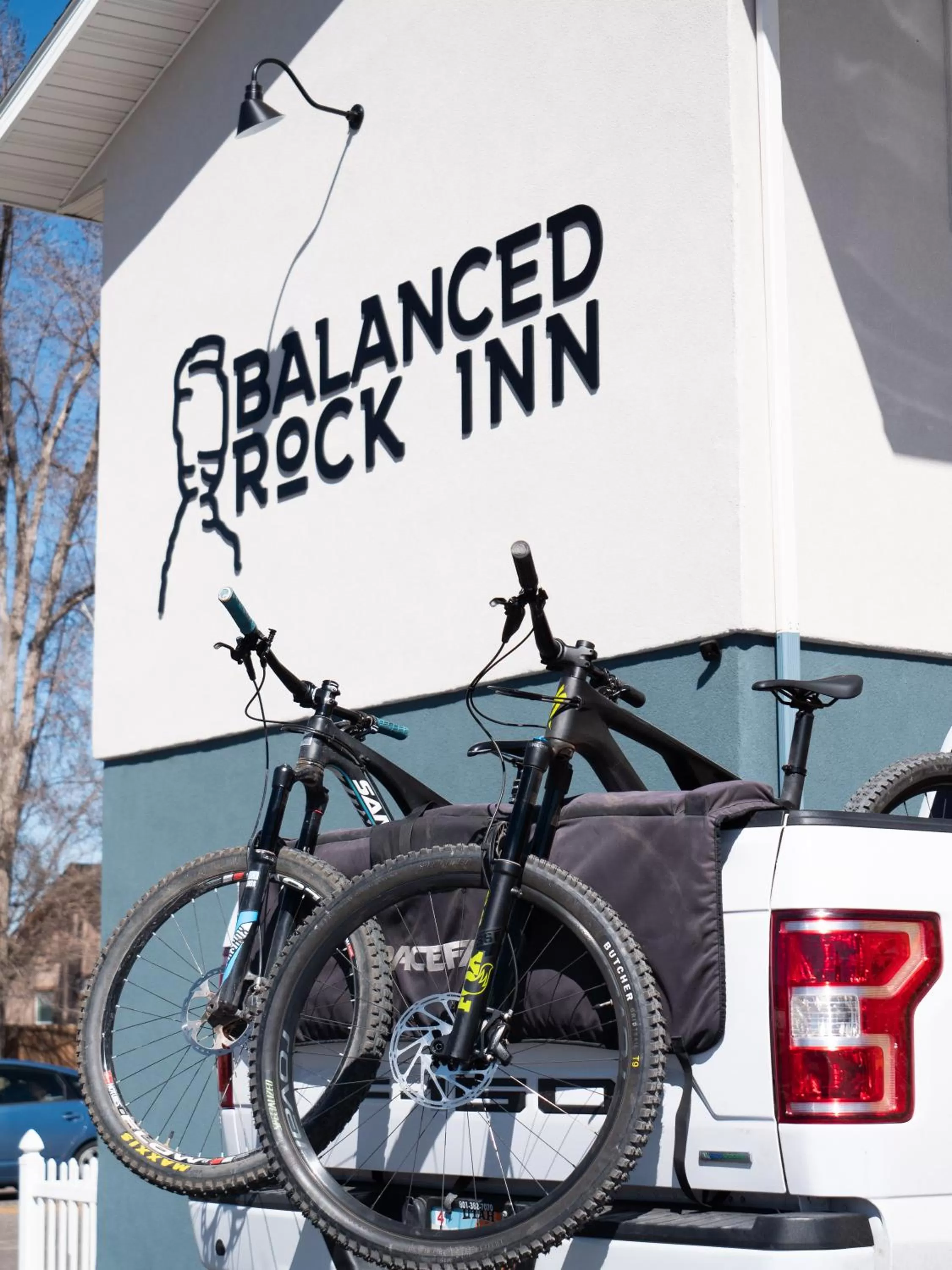 Balanced Rock Inn
