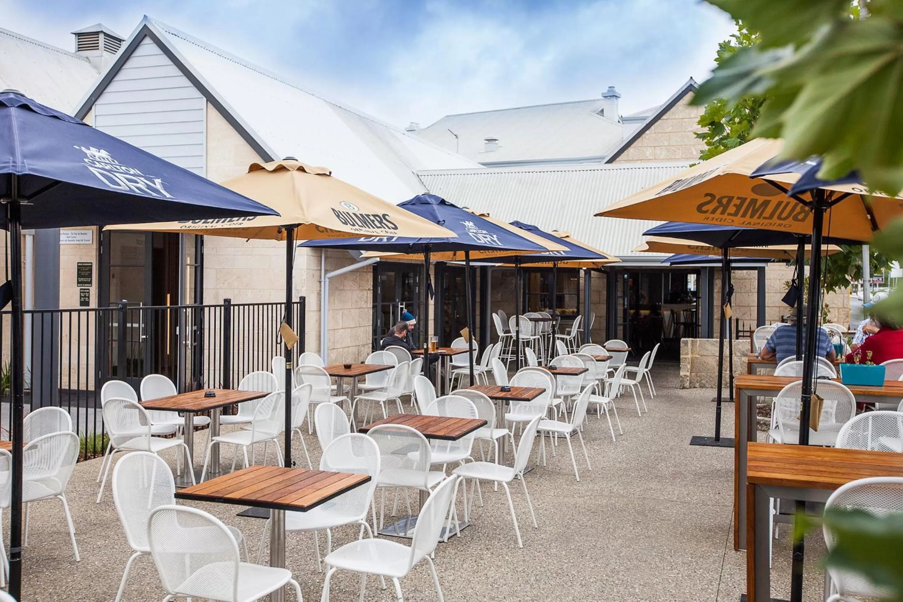 Balcony/Terrace in Nightcap at the Ship Inn