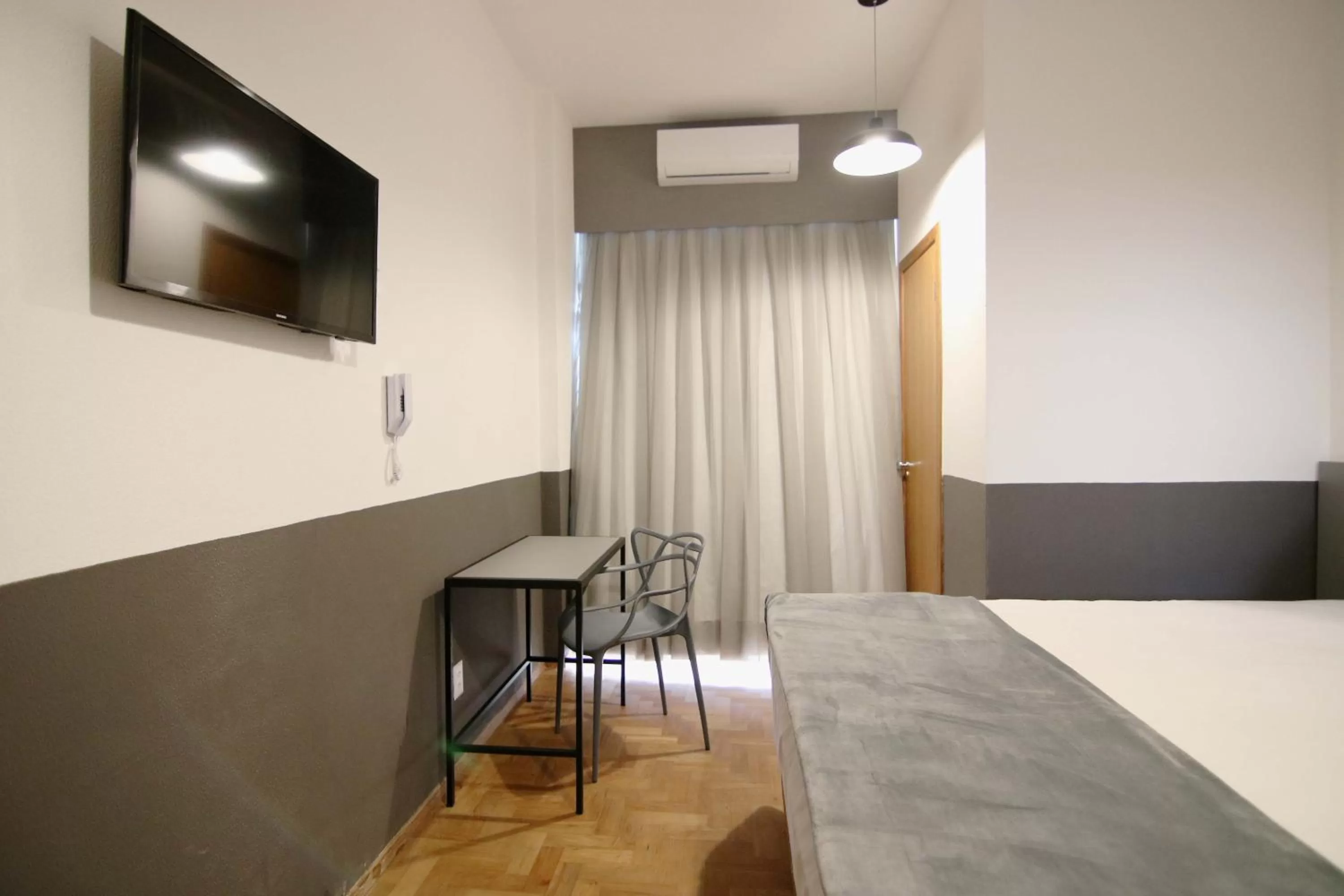 hair dresser, Bed in Samba Belo Horizonte Vintage