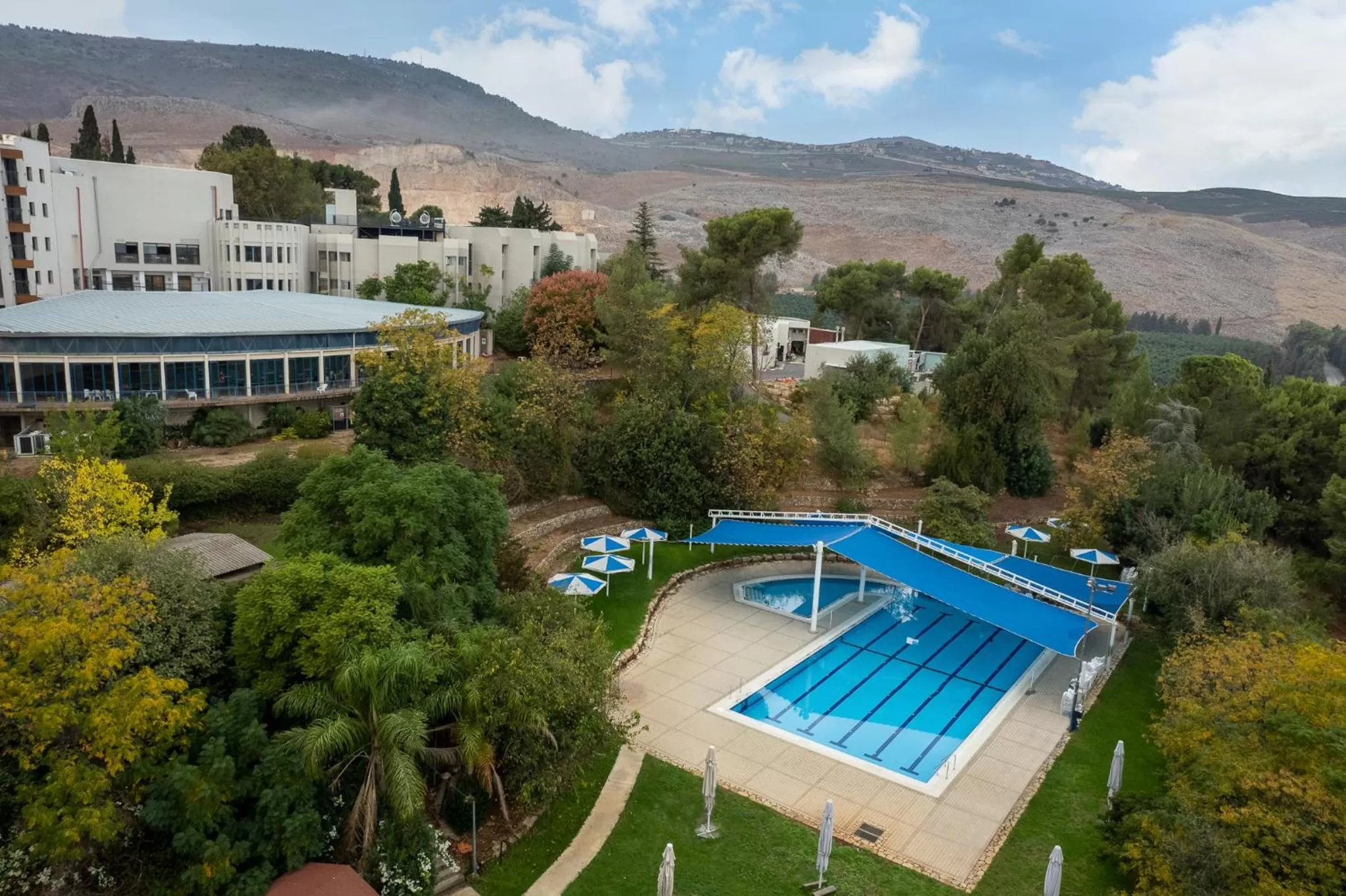 Swimming pool in Kfar Giladi Hotel