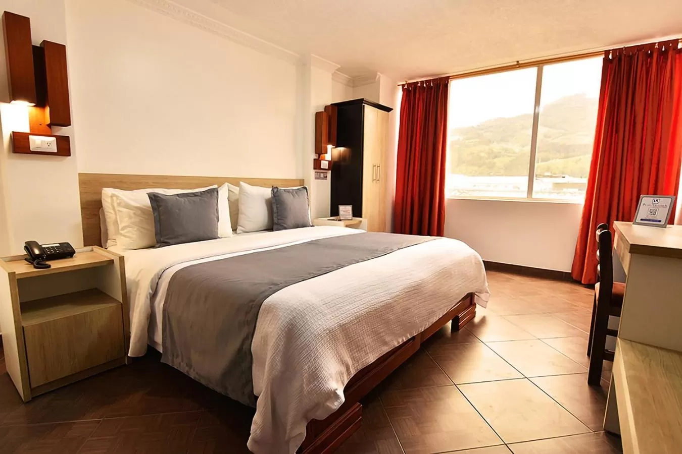 Bed in Hotel Plaza Victoria