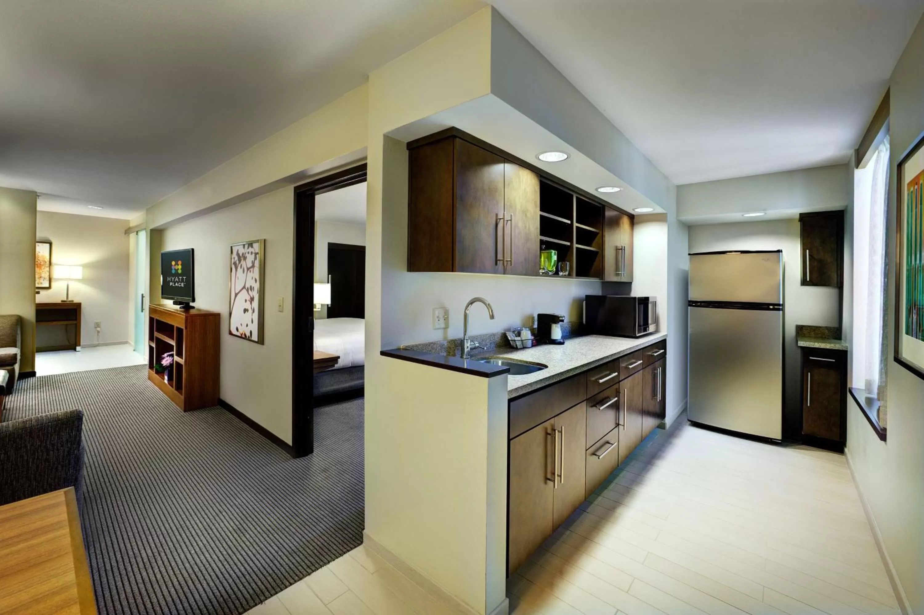 Kitchen or kitchenette in Hyatt Place UC Davis