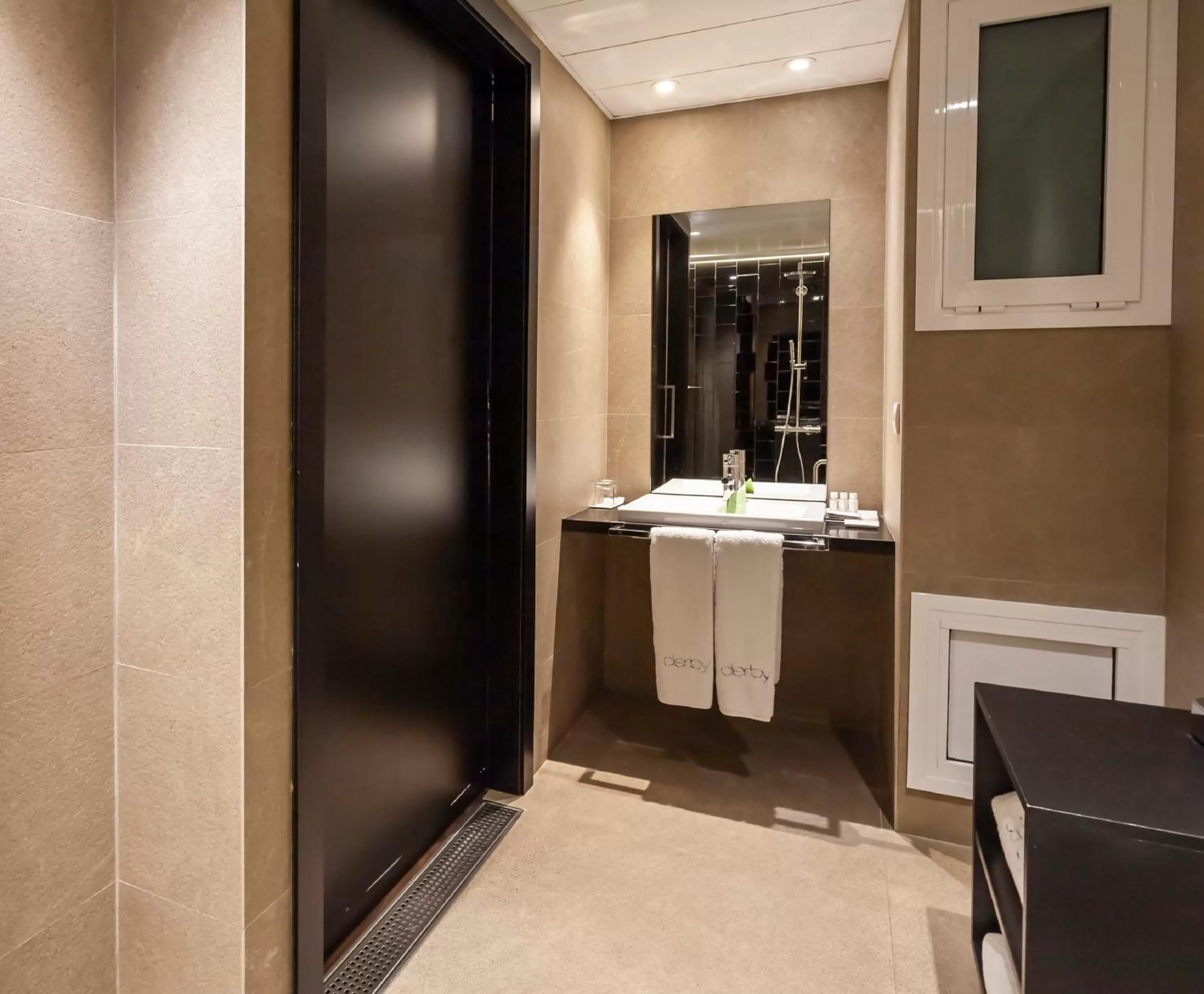 Bathroom in Hotel Derby