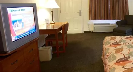 TV and multimedia, Bed in Premier Inns Tolleson
