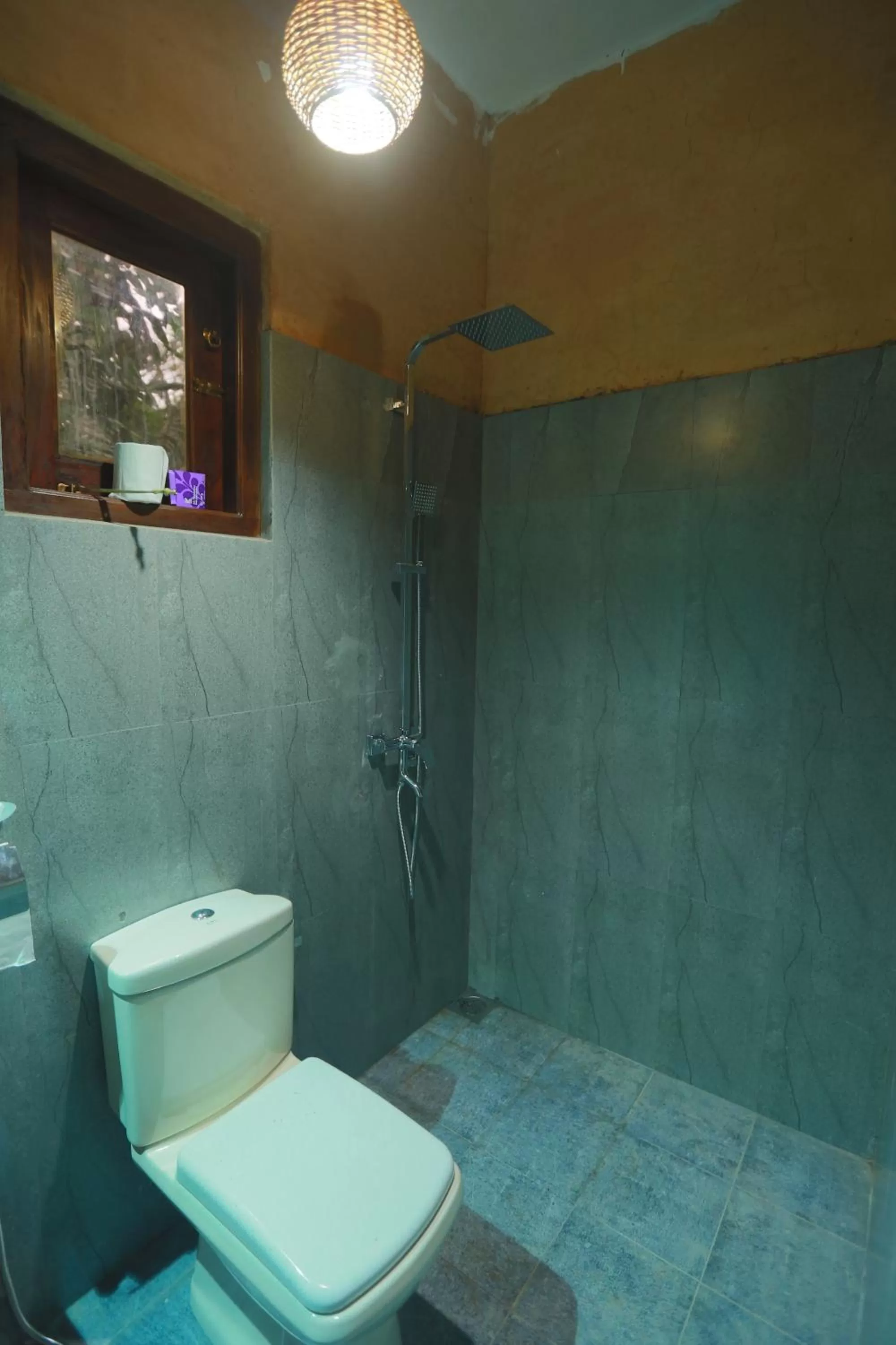 Bathroom in Limecabanas-srilanka