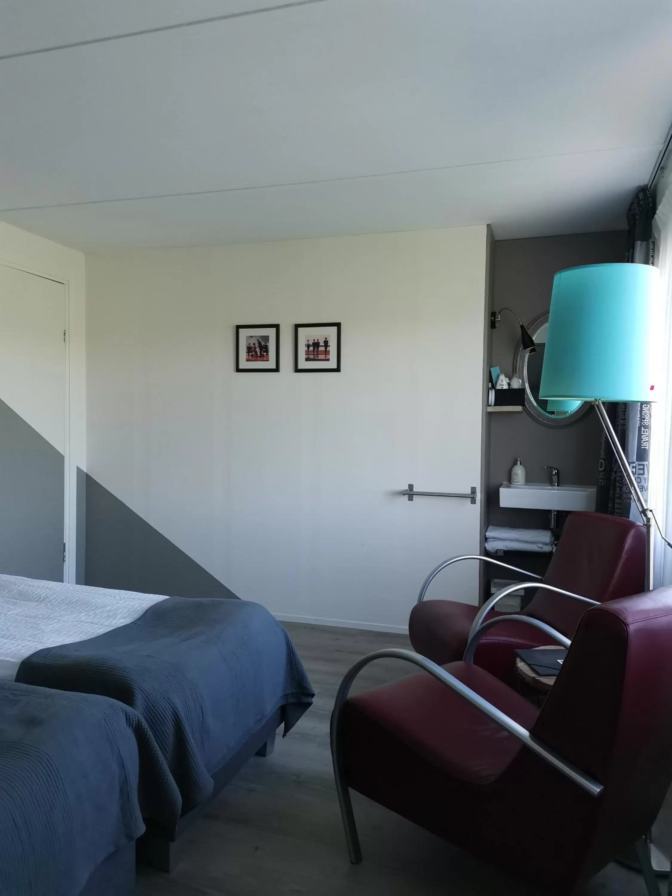 Photo of the whole room, Bed in B&B Bovenweg