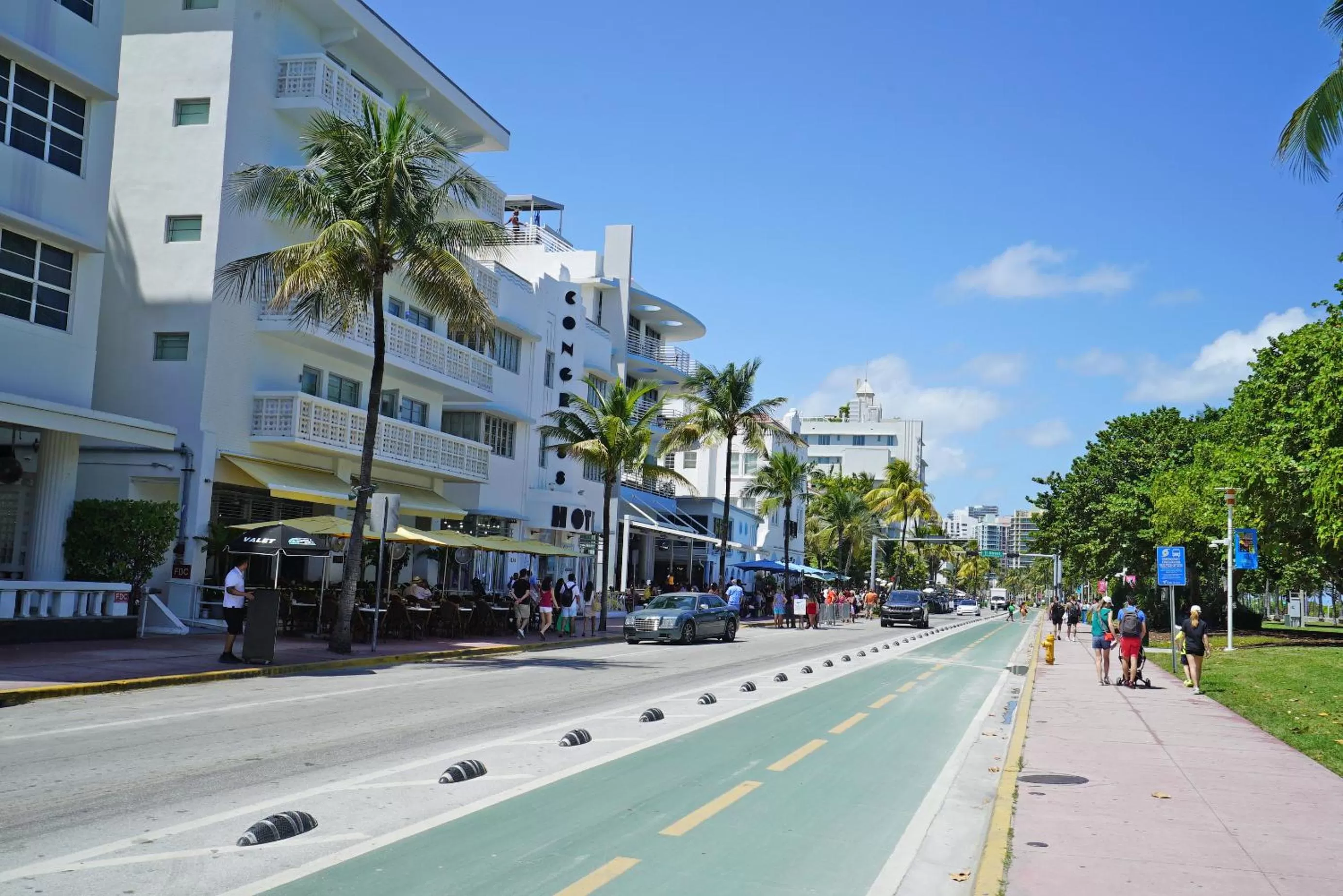 Property building in Deluxe apartments at the Congress