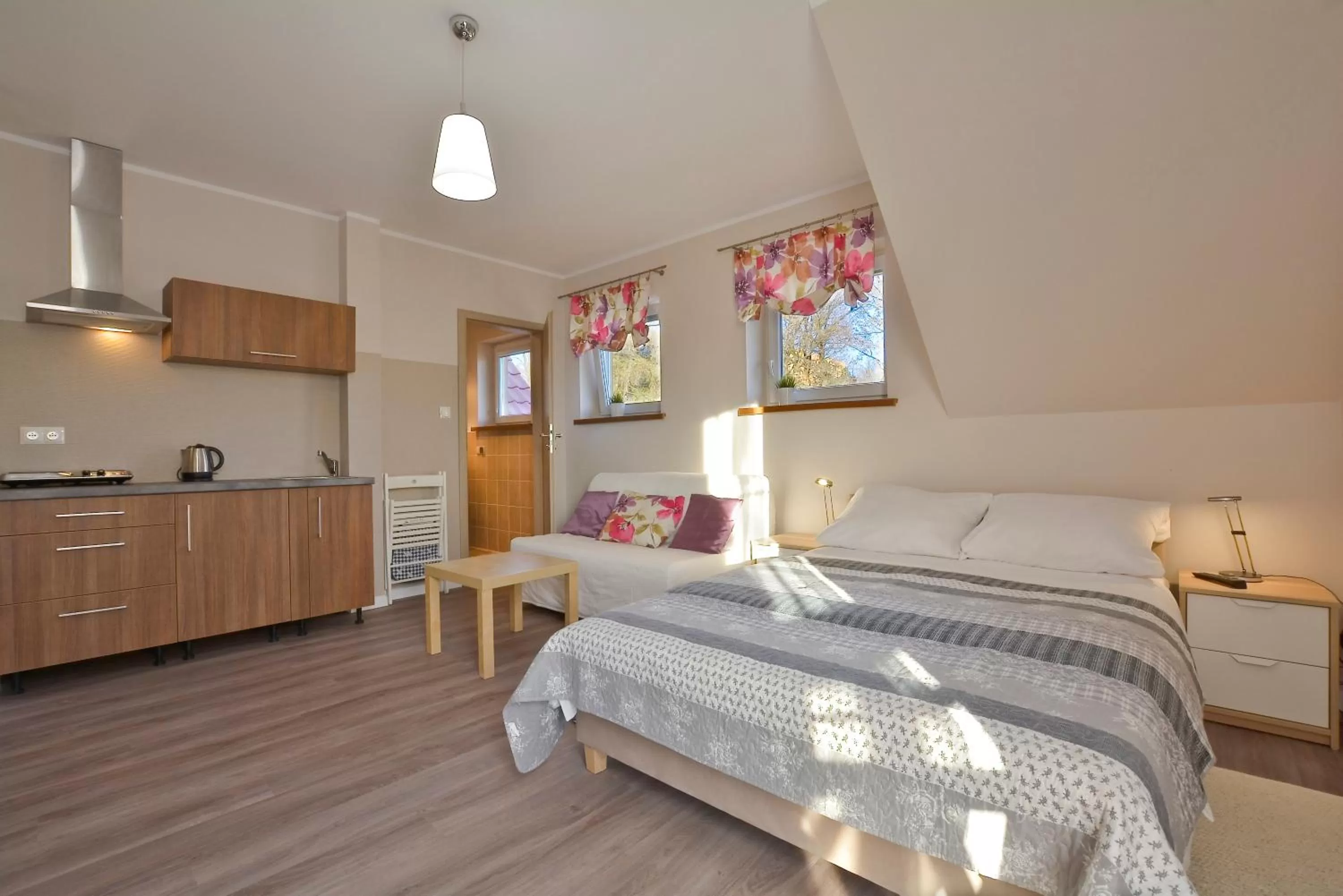 Deluxe Double or Twin Room in ApartamentyKudowa - Willa Pod Dębami z ogrodem i parkingiem,