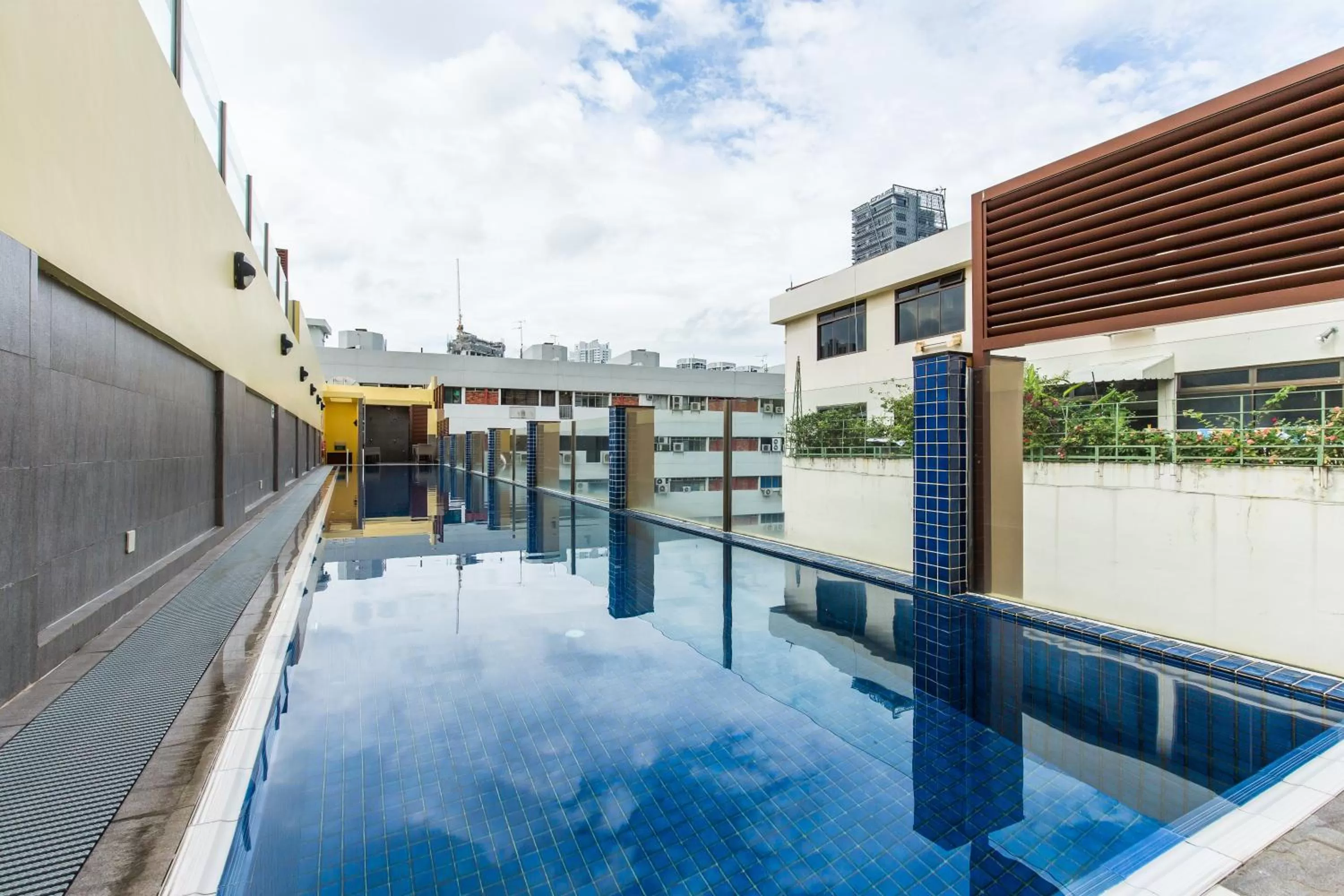 Property building in ibis budget Singapore Imperial
