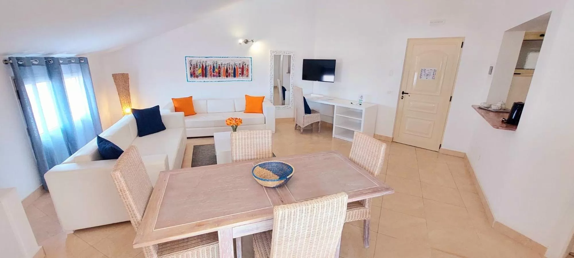 Living room in Branco Suites - Rooms & Holiday Apartments