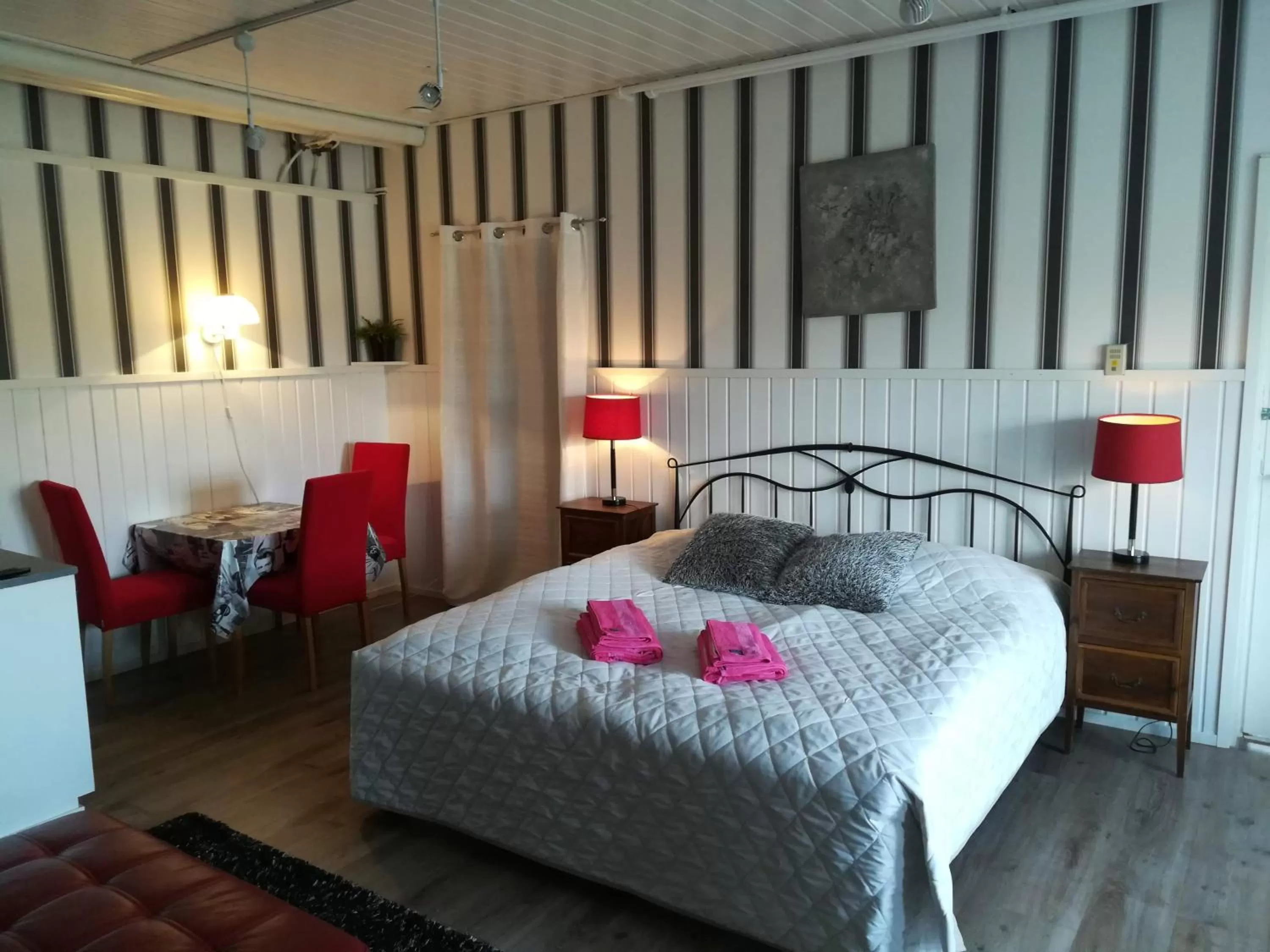 Bed in Hotelli Huiskankorpi Boutique Hotel