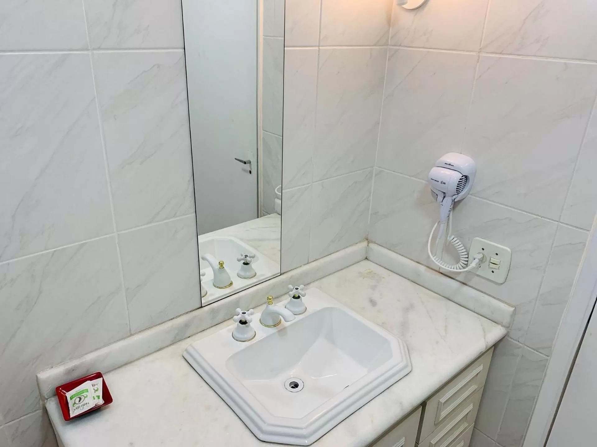 Bathroom in POUSADA MUNDI MORUMBI