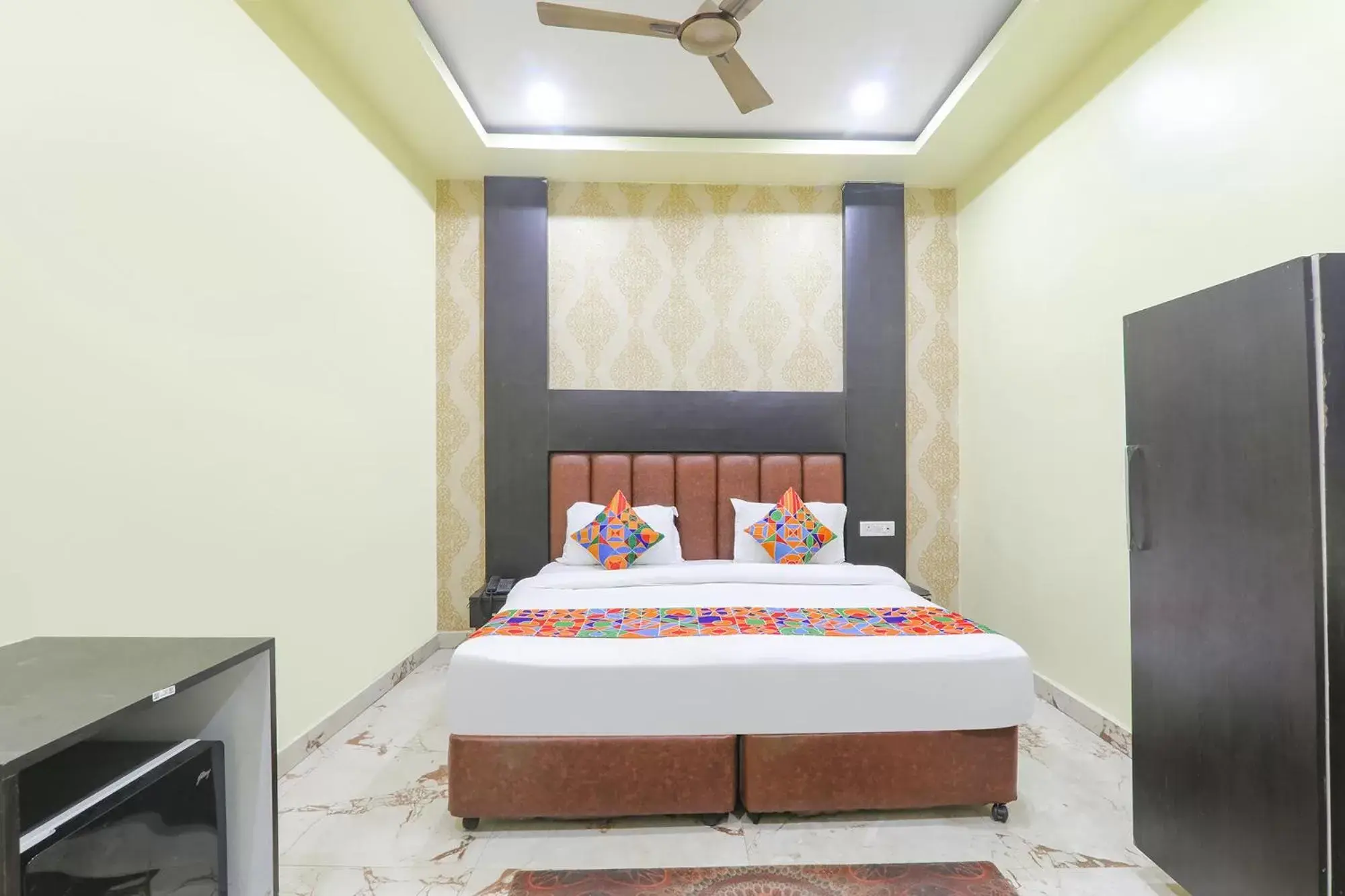 Superior Double Room - single occupancy in FabExpress GS Residency Superior Double Room - single occupancy in FabExpress GS Residency