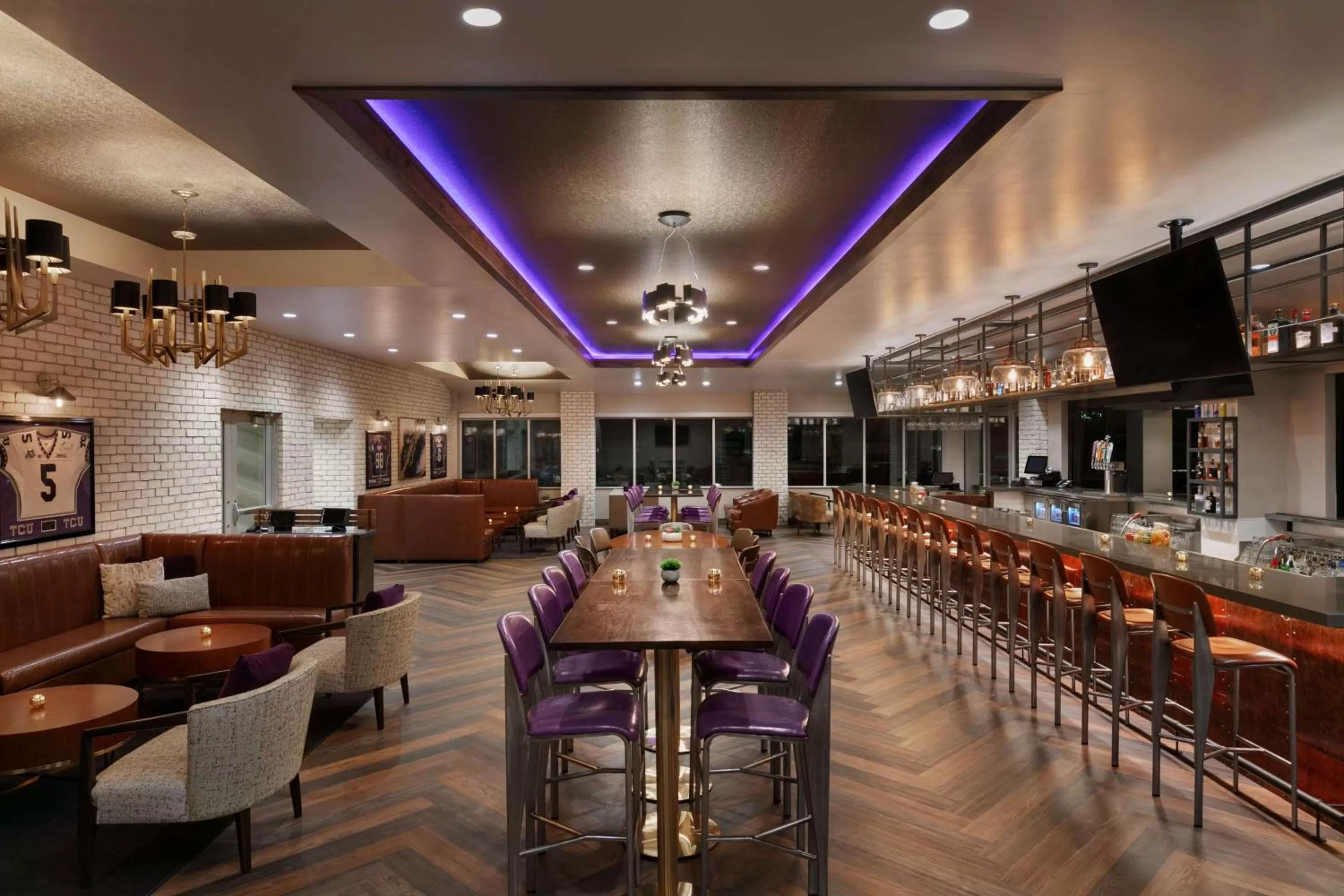Restaurant/places to eat in Hyatt Place Fort Worth/TCU