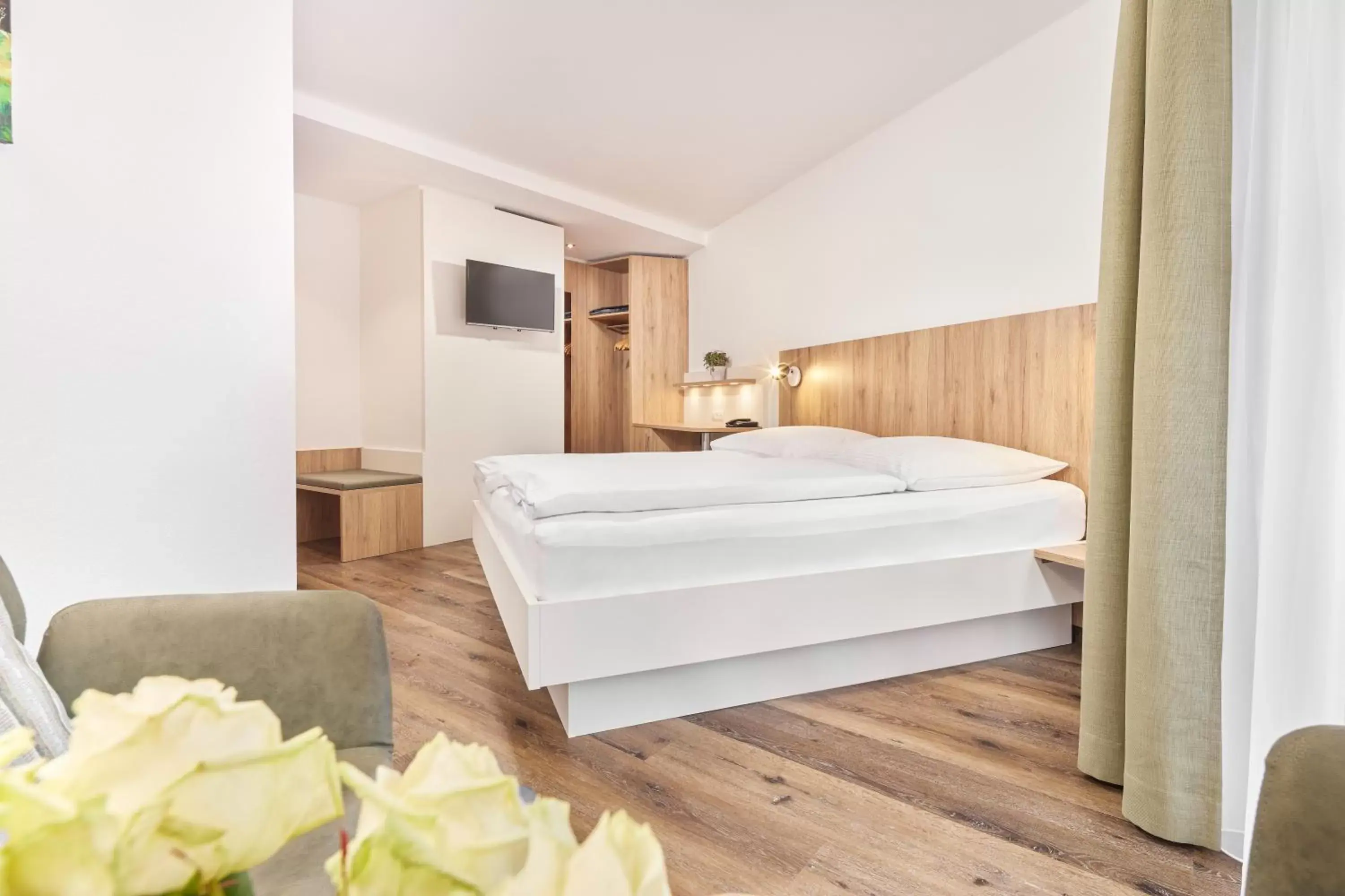 Deluxe Double Room - single occupancy in Hotel Garni Gästehaus am Mühlbach Deluxe Double Room - single occupancy in Hotel Garni Gästehaus am Mühlbach