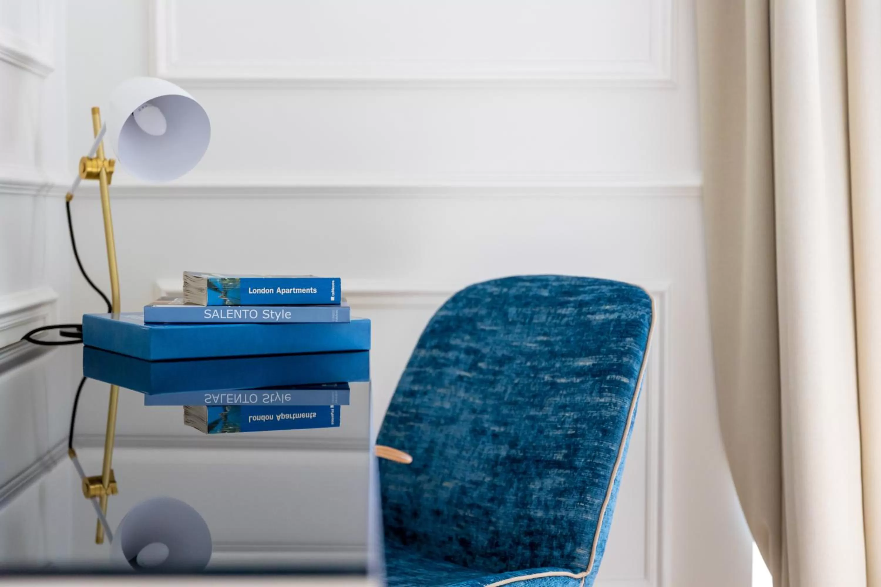 Bed in Parisii Luxury Relais Rome