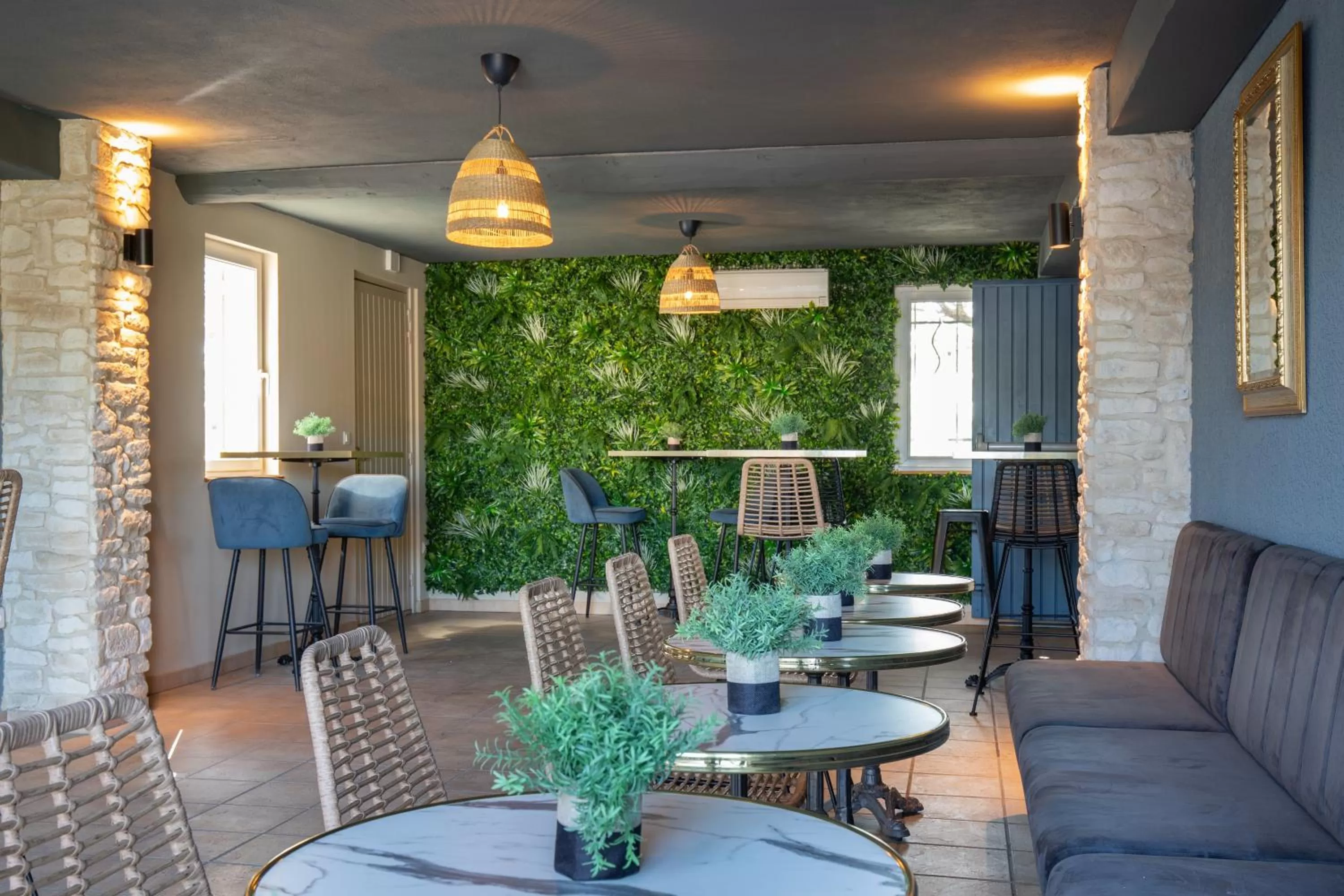 Seating area in Hôtel La Perna