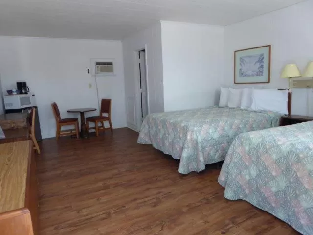 Photo of the whole room, Bed in Swell Motel