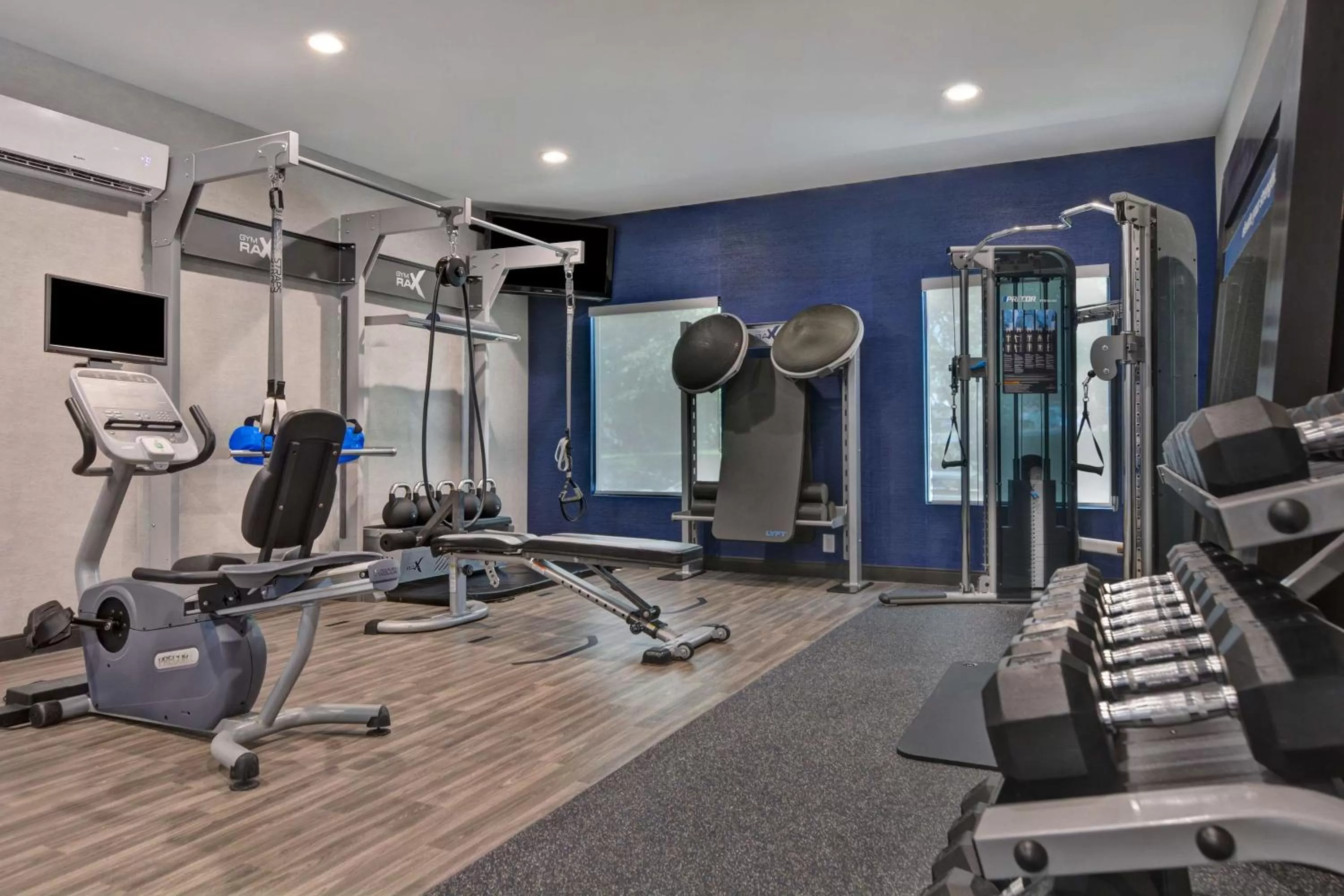 Fitness centre/facilities in Hampton Inn Anderson