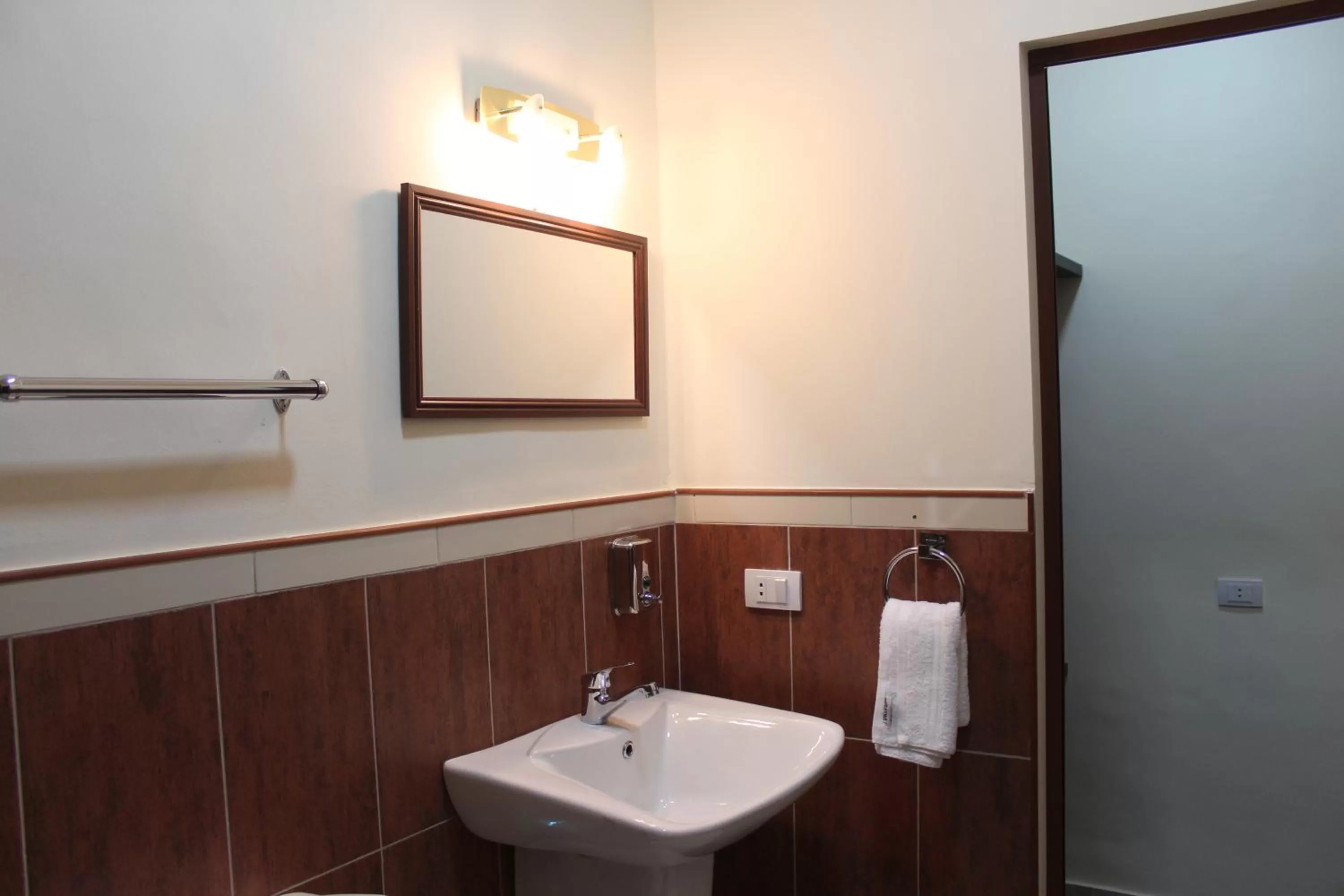 Bathroom in City Citadel Hotel,Amman