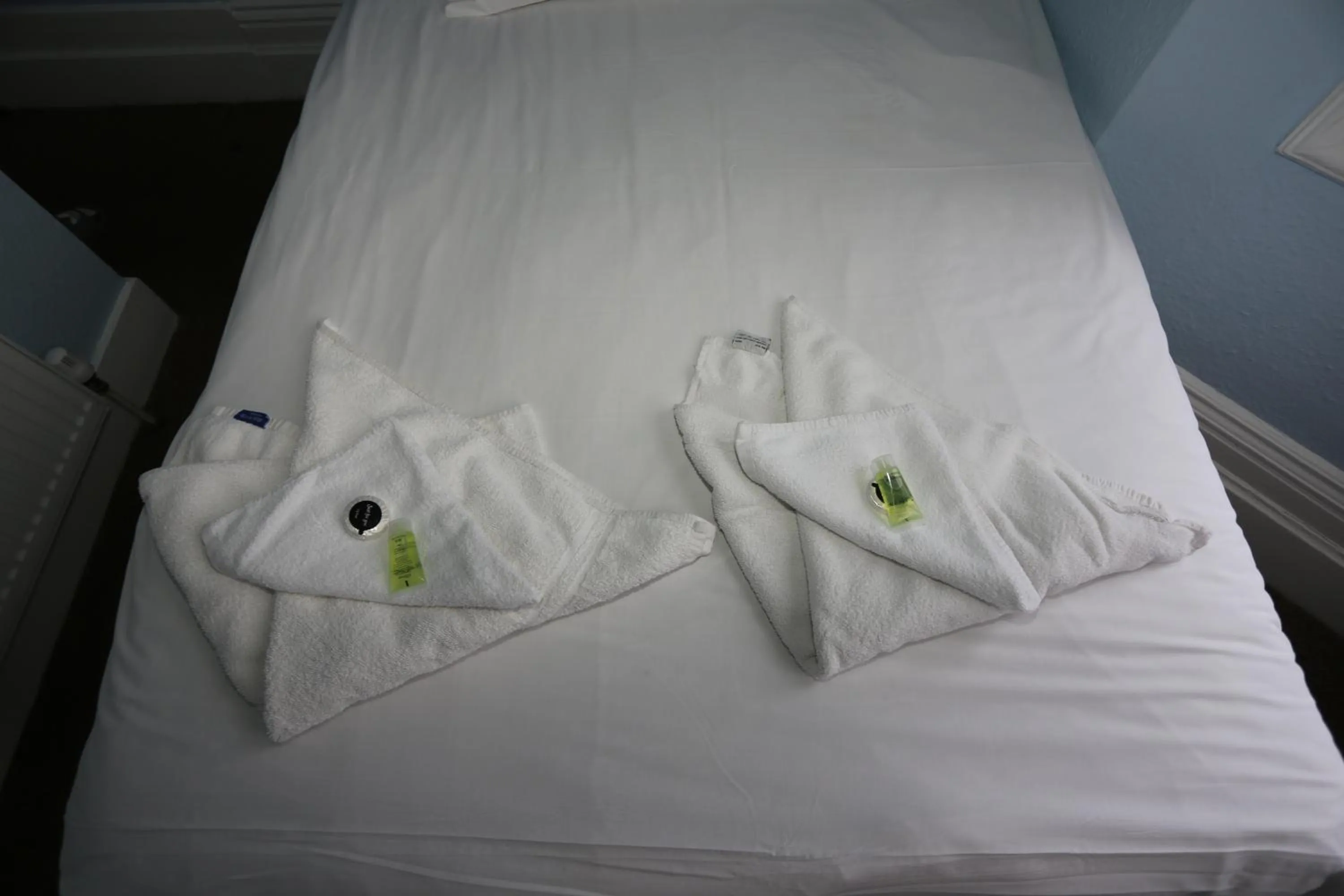 Bedroom, Bed in Charlie Hotel