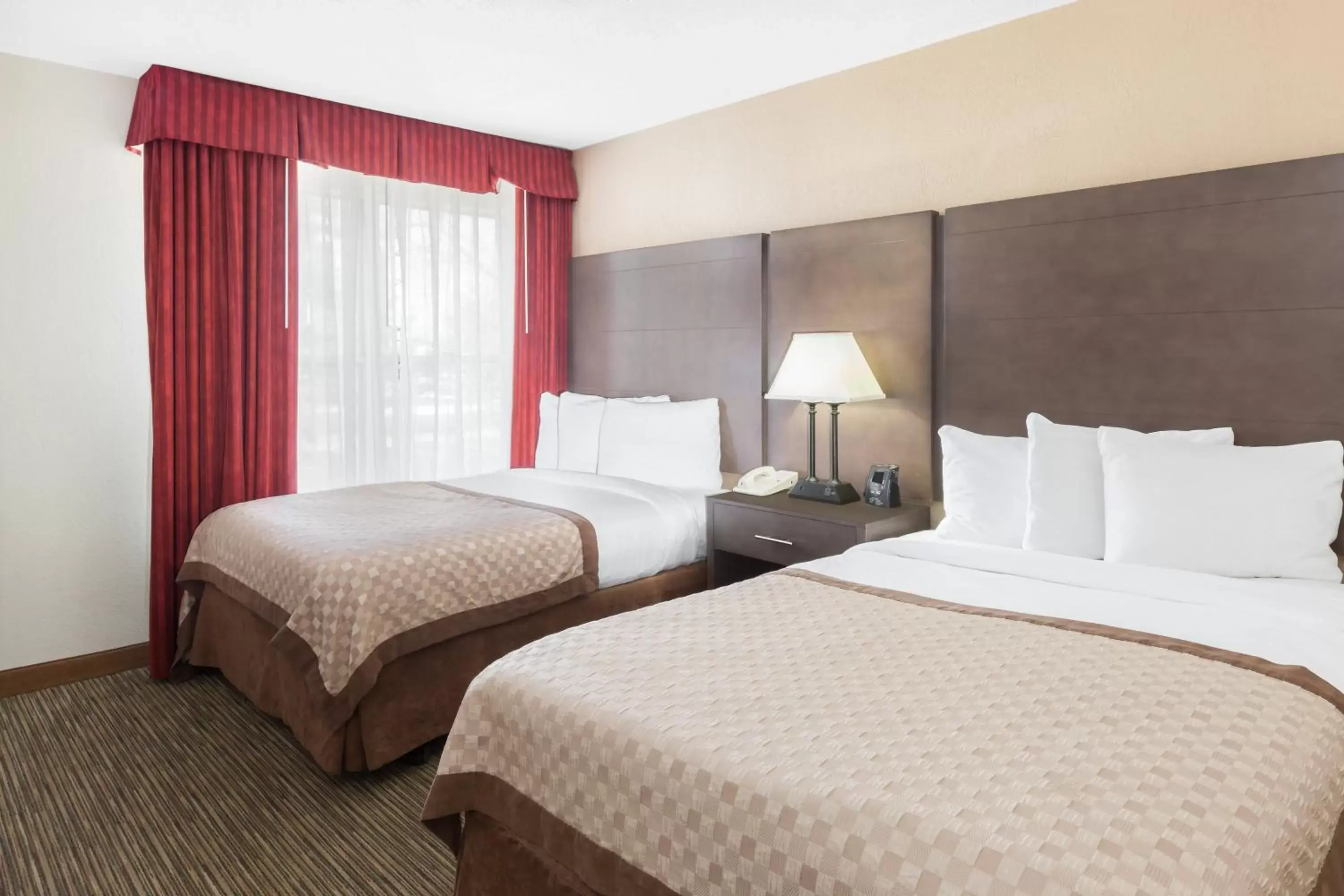 One-Bedroom Suite with Two Double Beds - Non-Smoking in Affordable Suites of America Detroit-Warren One-Bedroom Suite with Two Double Beds - Non-Smoking in Affordable Suites of America Detroit-Warren