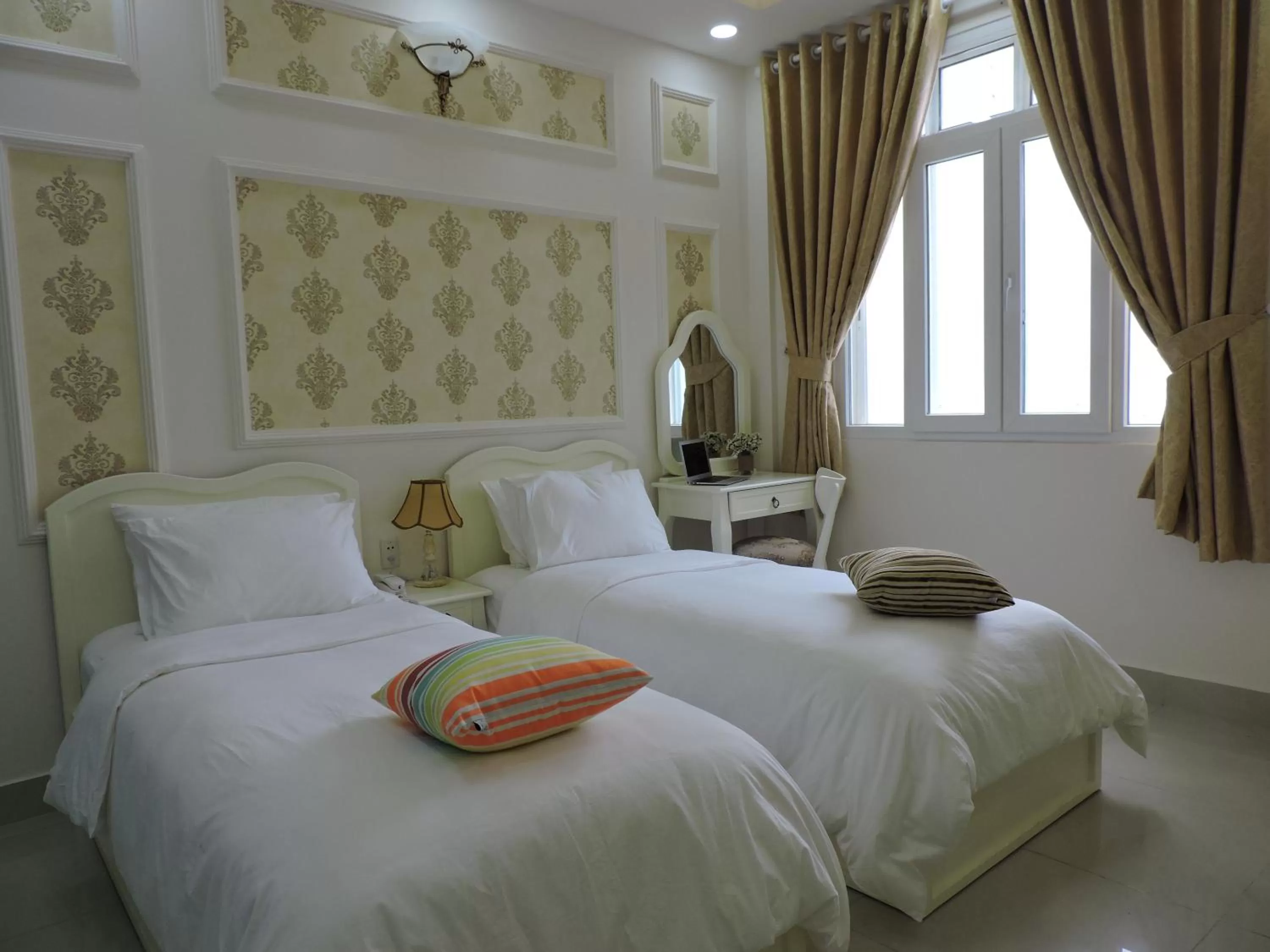 Bed in CHEZ LOTUS VN