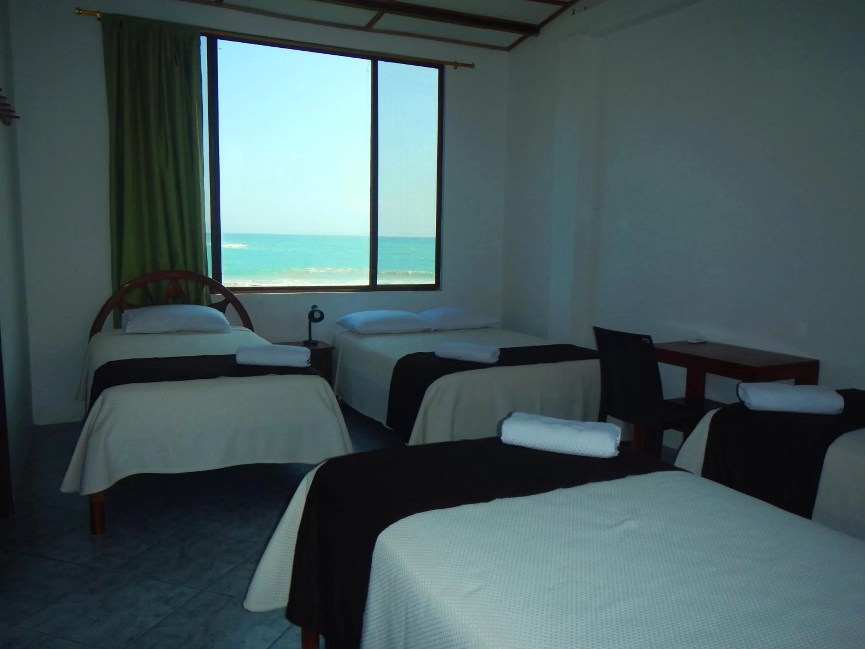 Photo of the whole room, Bed in Hotel La Jungla