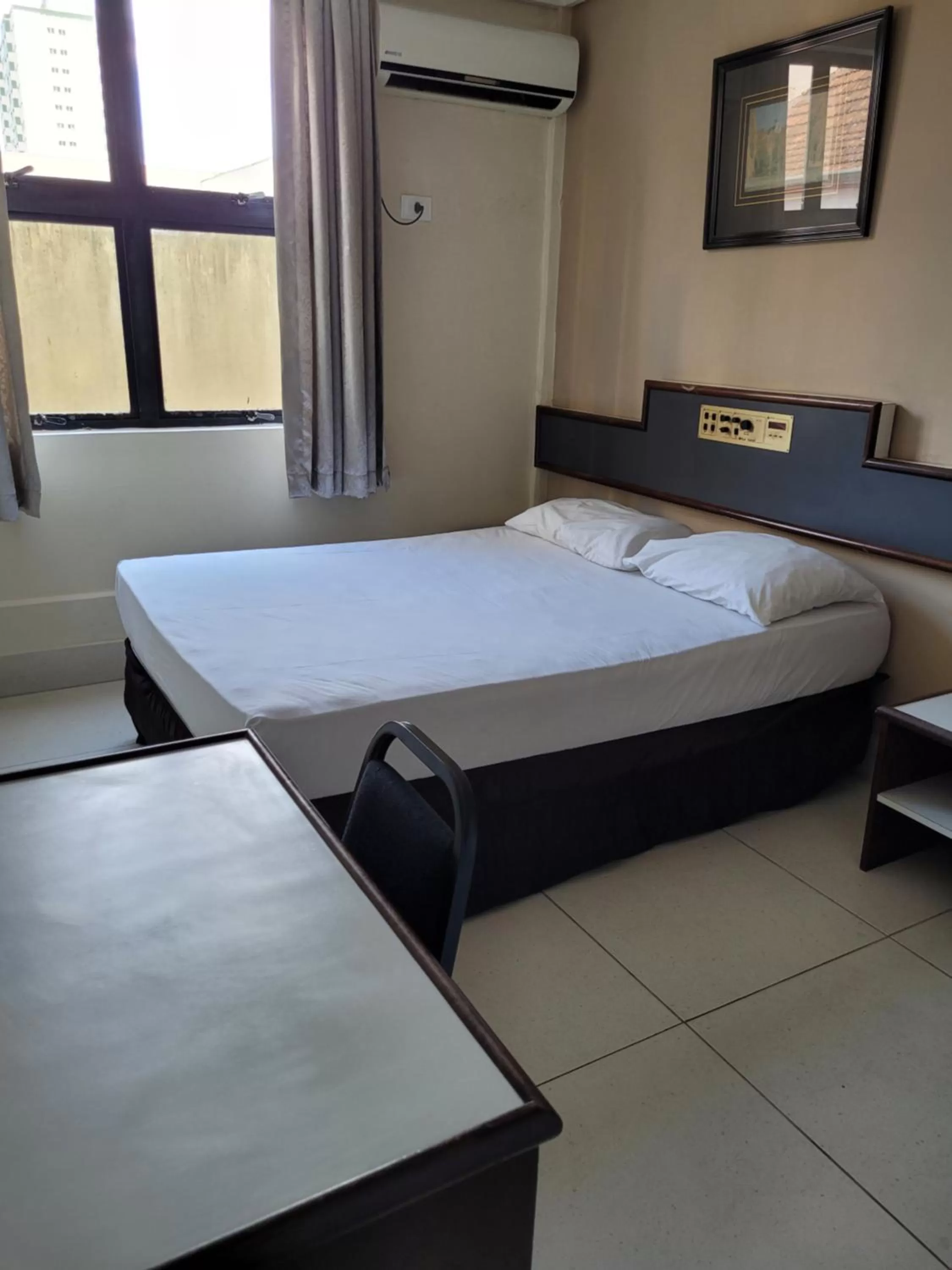 Bed in Hotel Estação Express