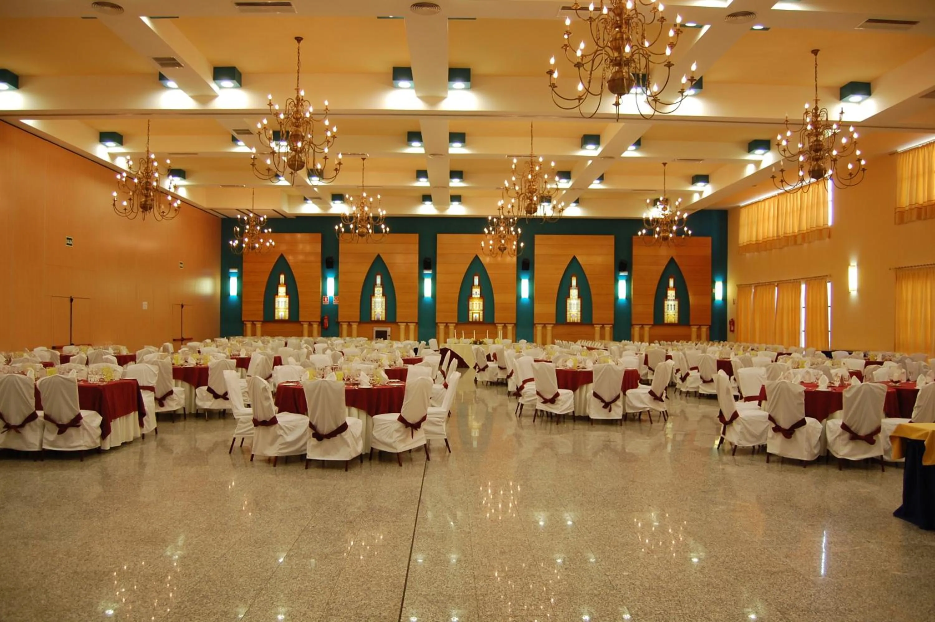 Banquet/Function facilities in Hotel Castillo