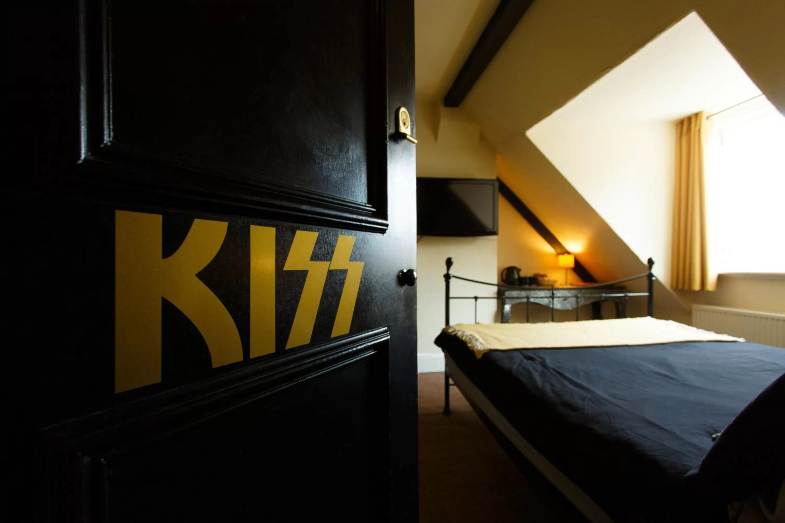 Bed in The Saddle Inn