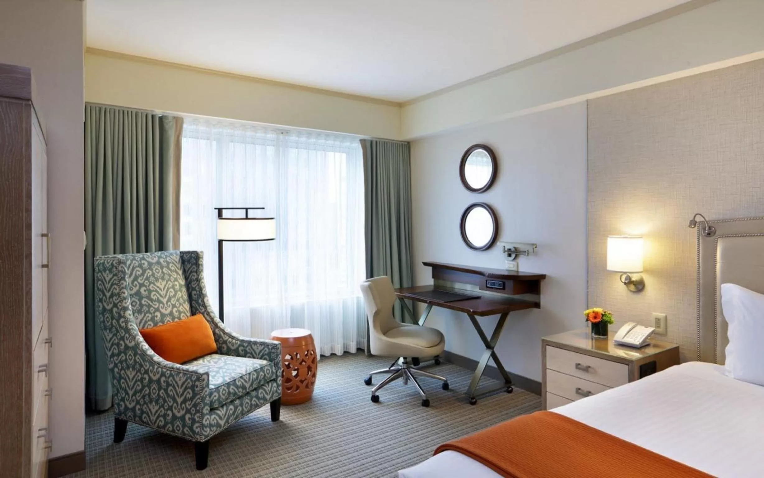 Photo of the whole room, Bed in Seaport Hotel® Boston