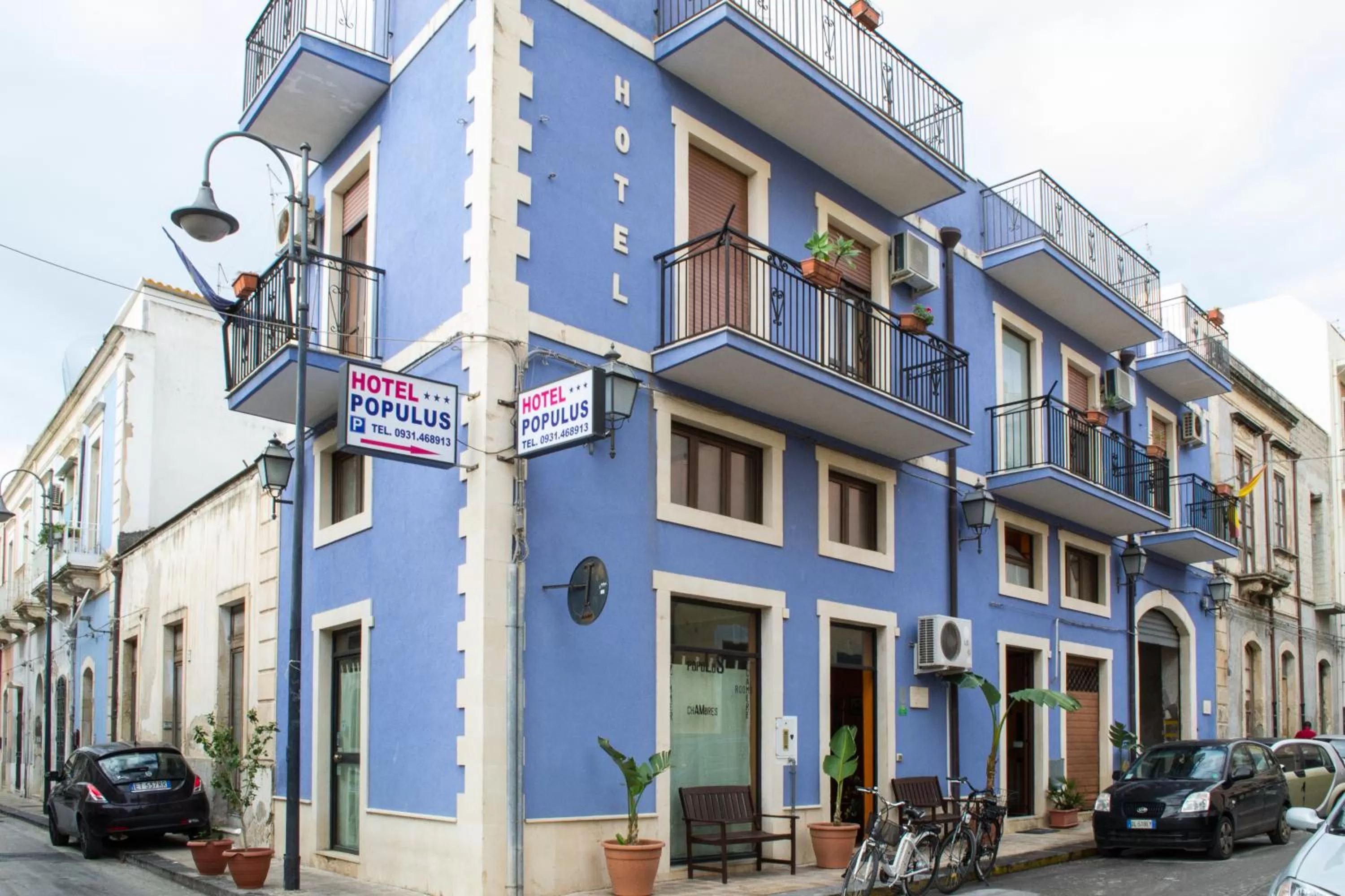 Property building in Populus