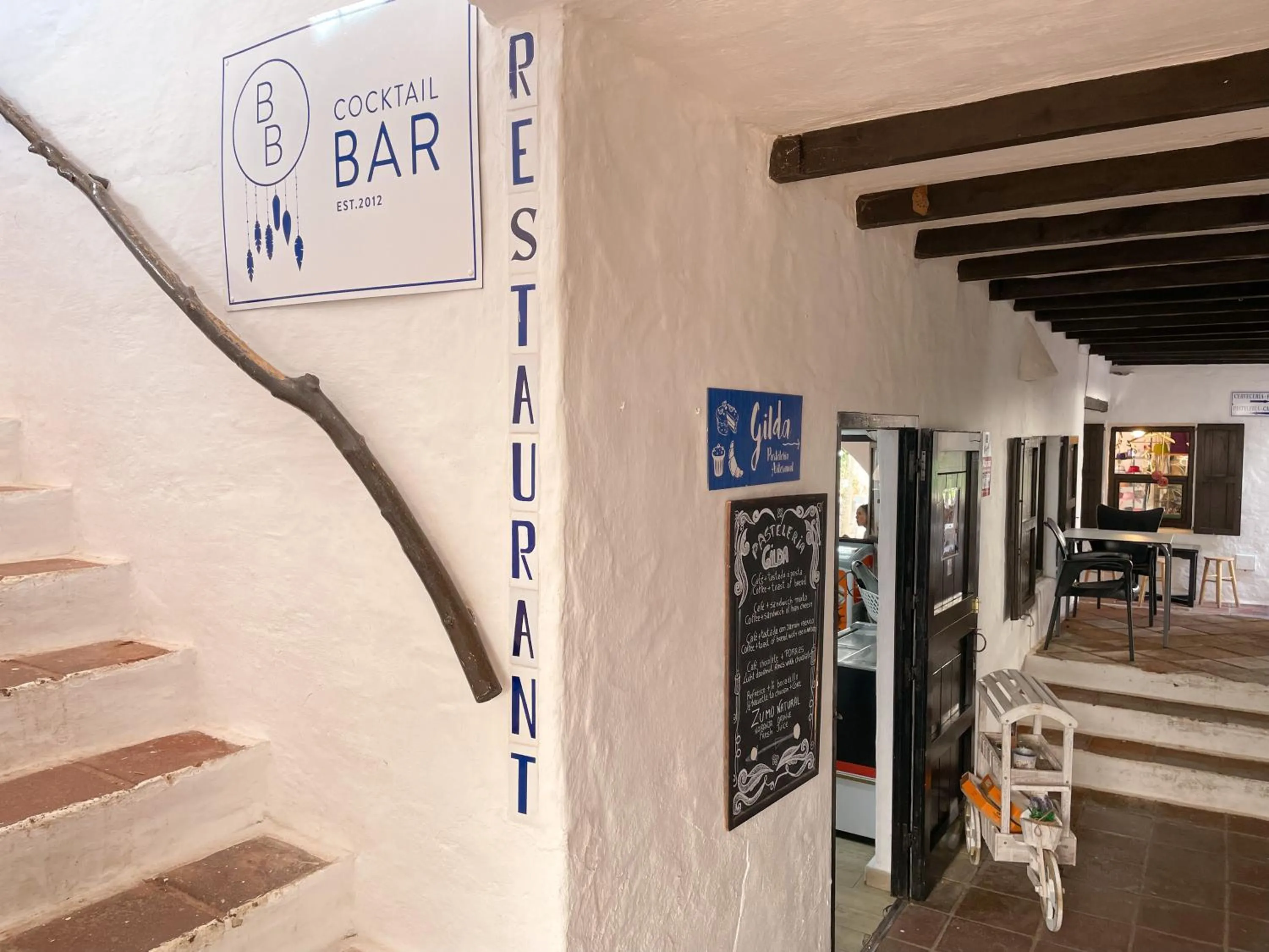 Nearby landmark in Binivell Park - 30º apartments