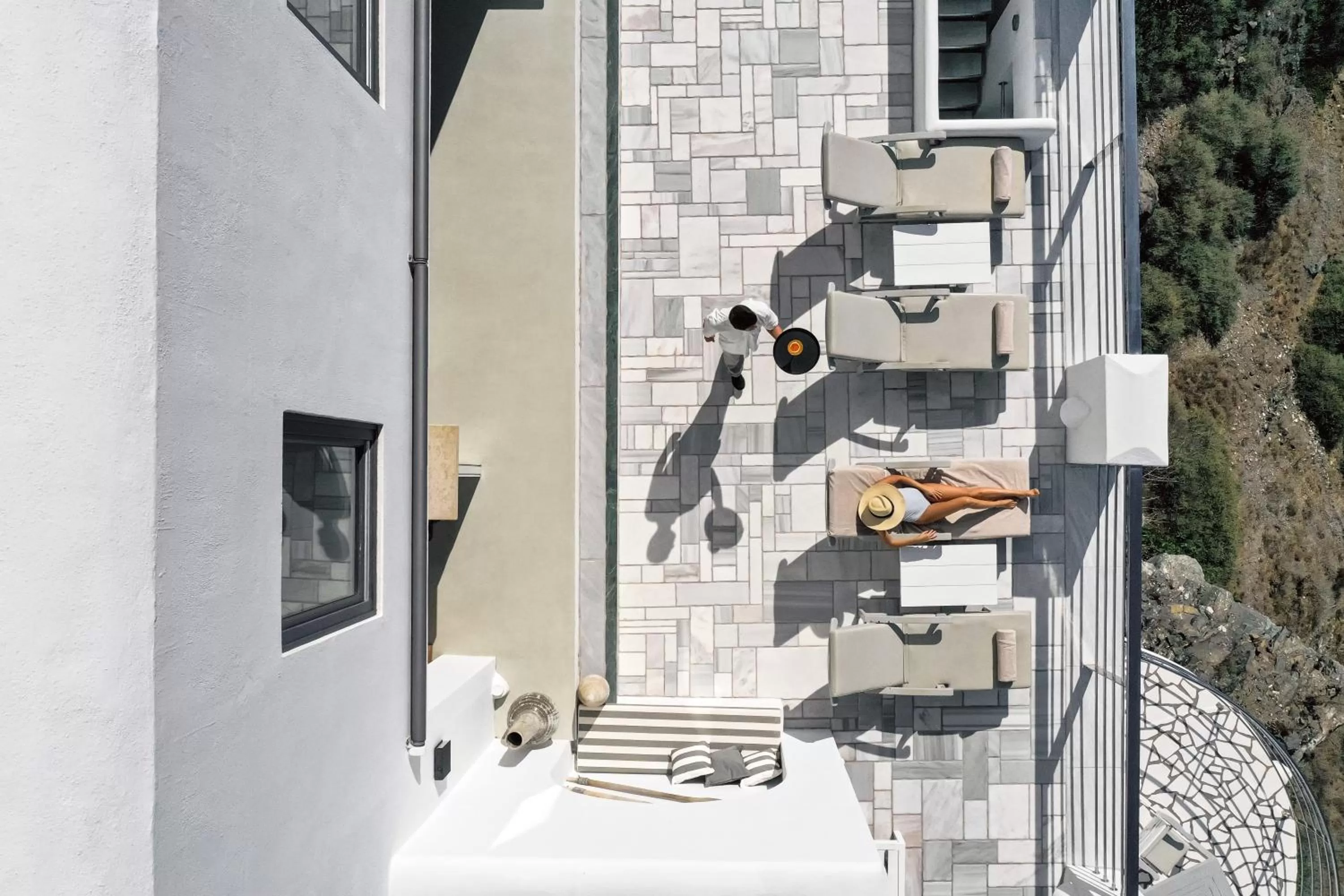 Swimming pool in Homeric Poems