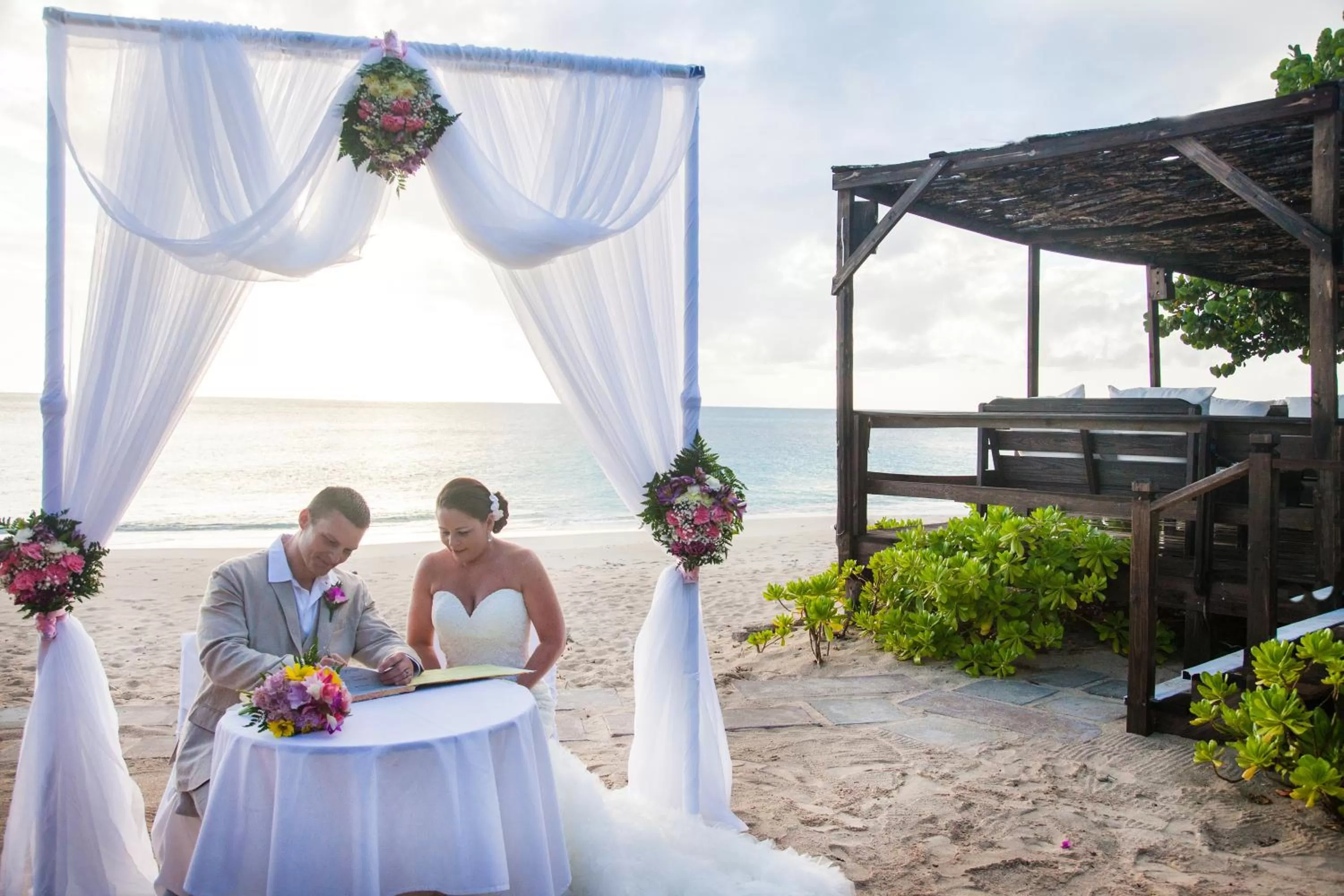 Banquet/Function facilities in Keyonna Beach - All Inclusive - Couples Only