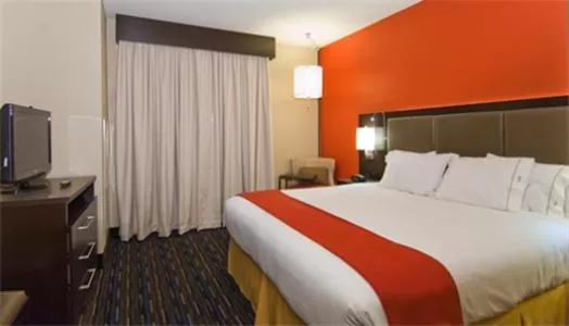 Holiday Inn Express Fulton by IHG