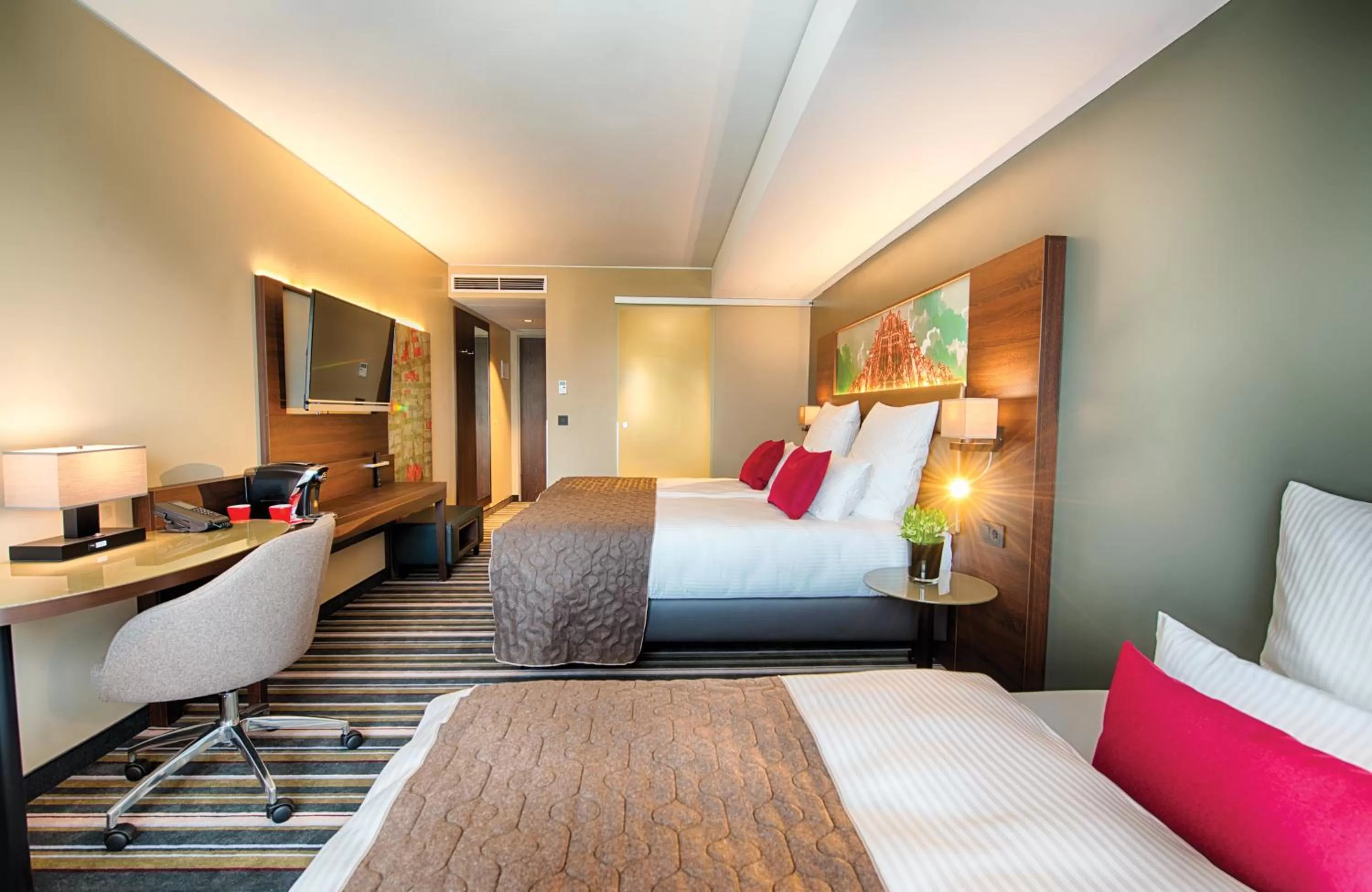 Photo of the whole room, Bed in Leonardo Royal Hotel Ulm