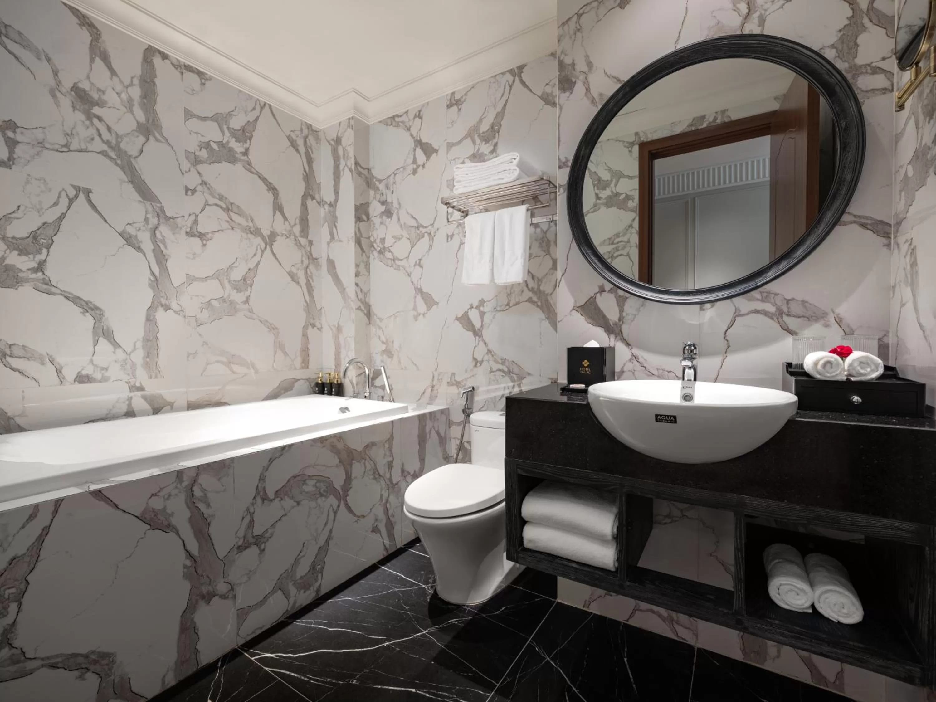 Bathroom in GRAND HOTEL du LAC Hanoi