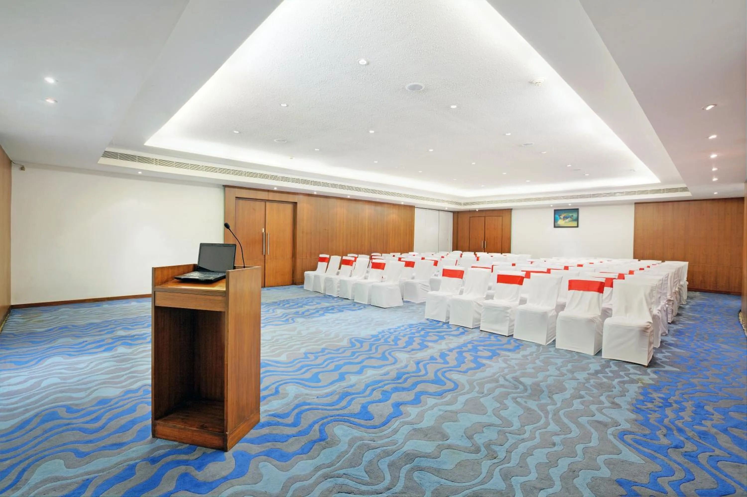 Business facilities in Hotel Parc Estique
