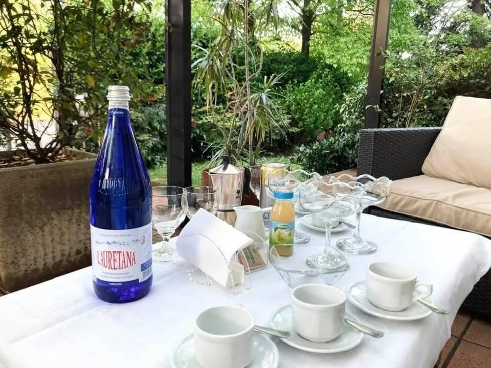 Patio in Hotel Livio