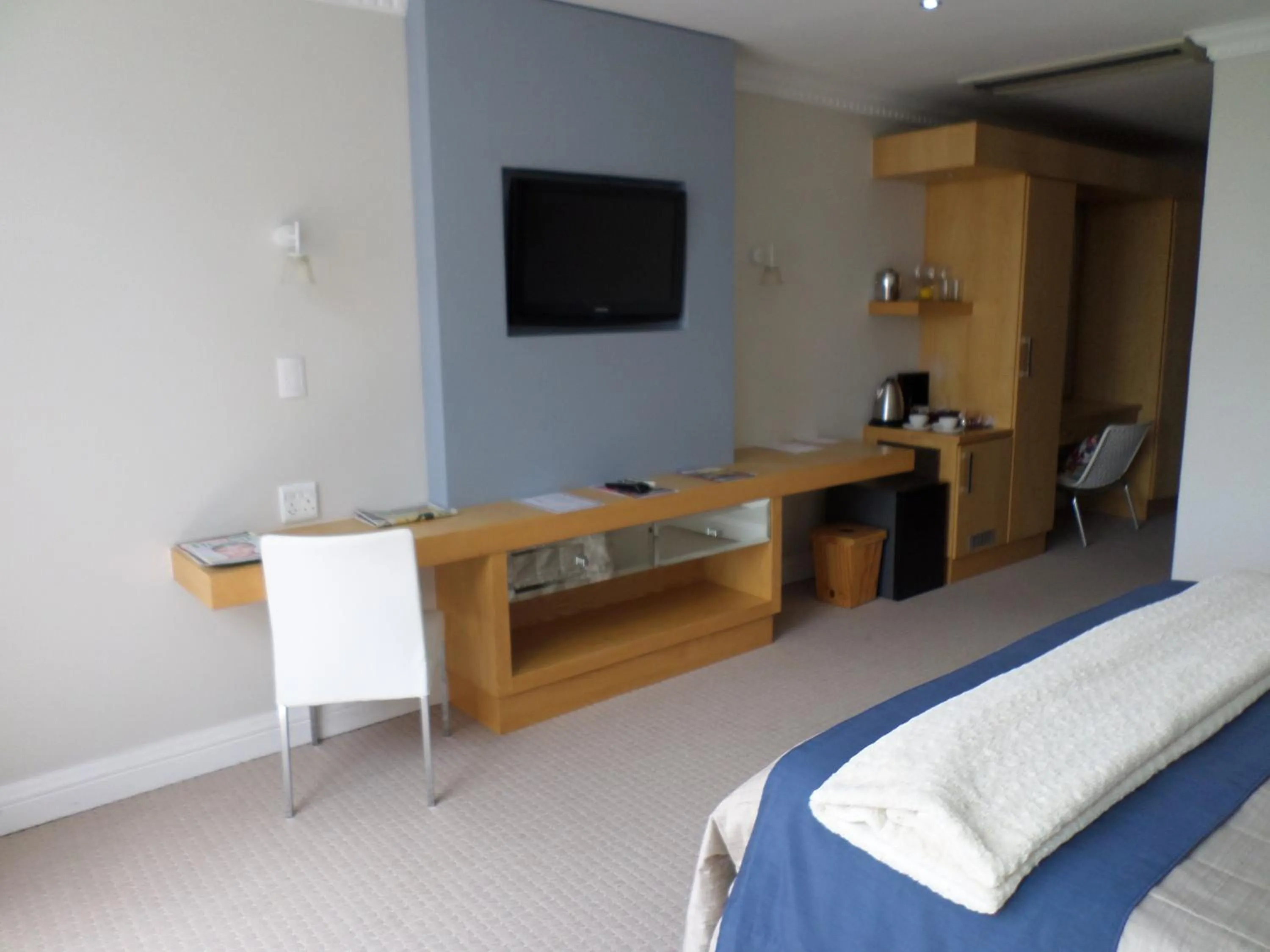 TV and multimedia, Bed in Isango Gate