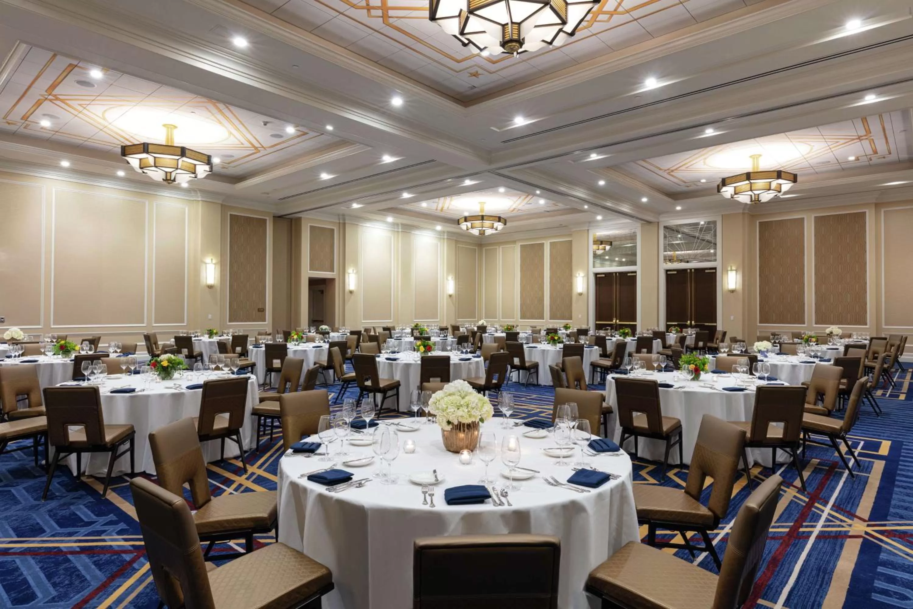 Dining area in The Higgins Hotel New Orleans, Curio Collection by Hilton