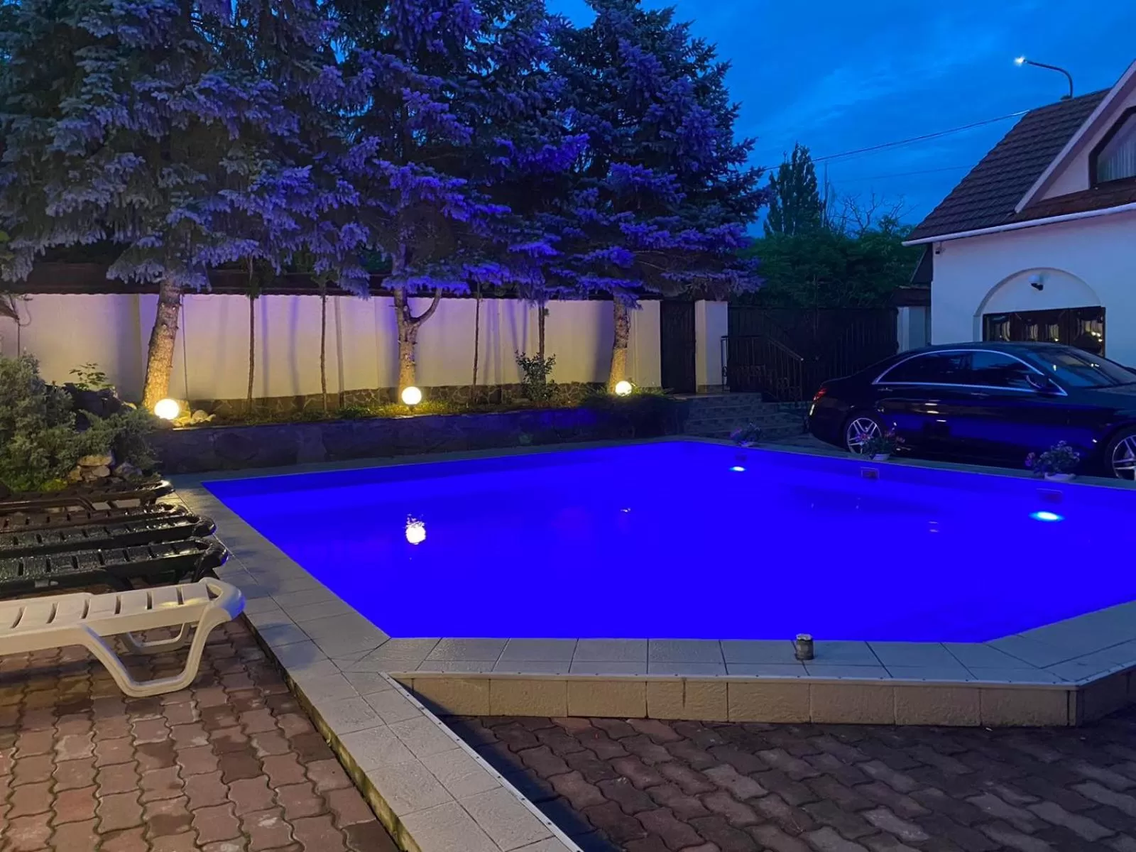 Property building in Eduard Hotel