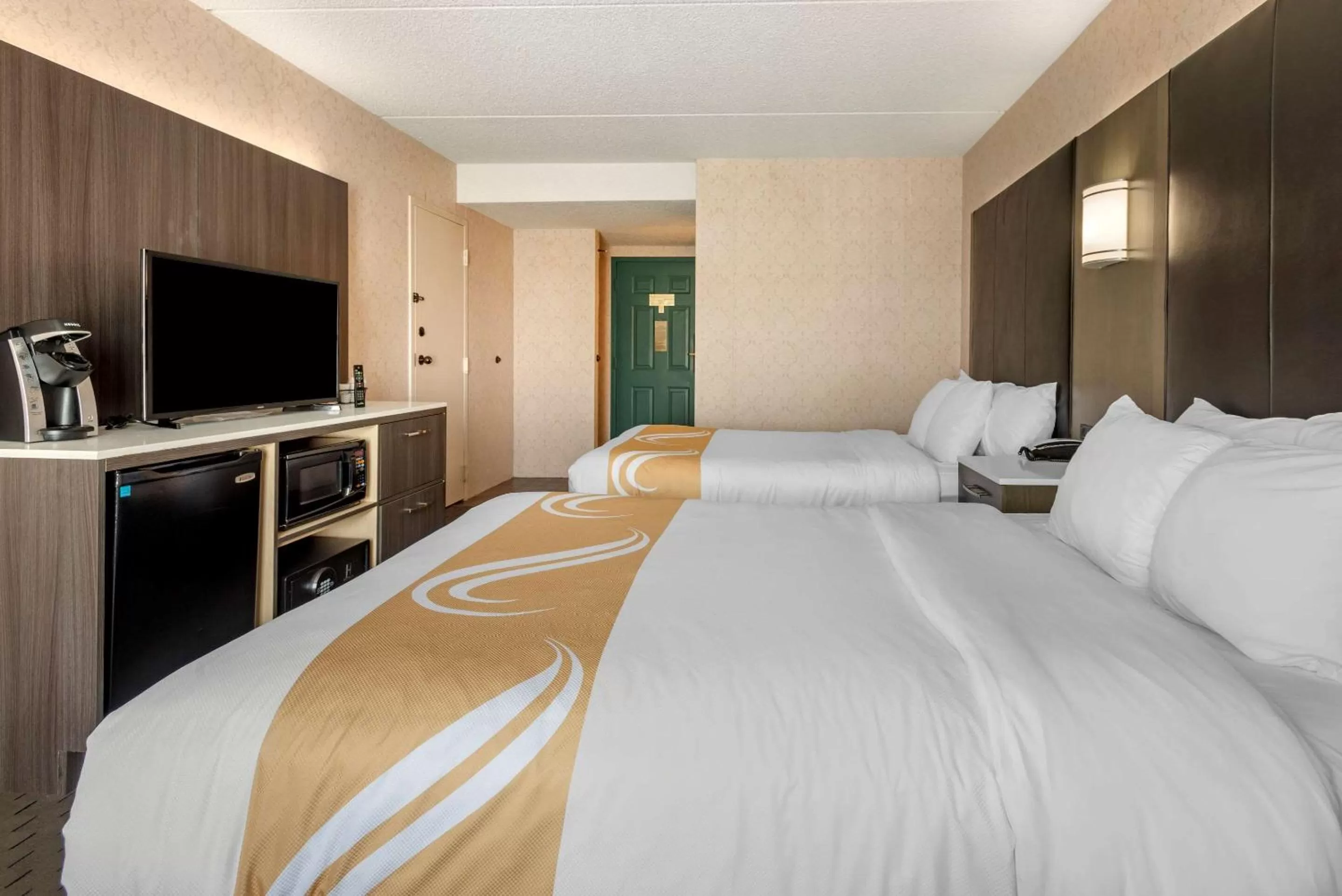 Bedroom, Bed in Quality Inn Montgomeryville-Philadelphia