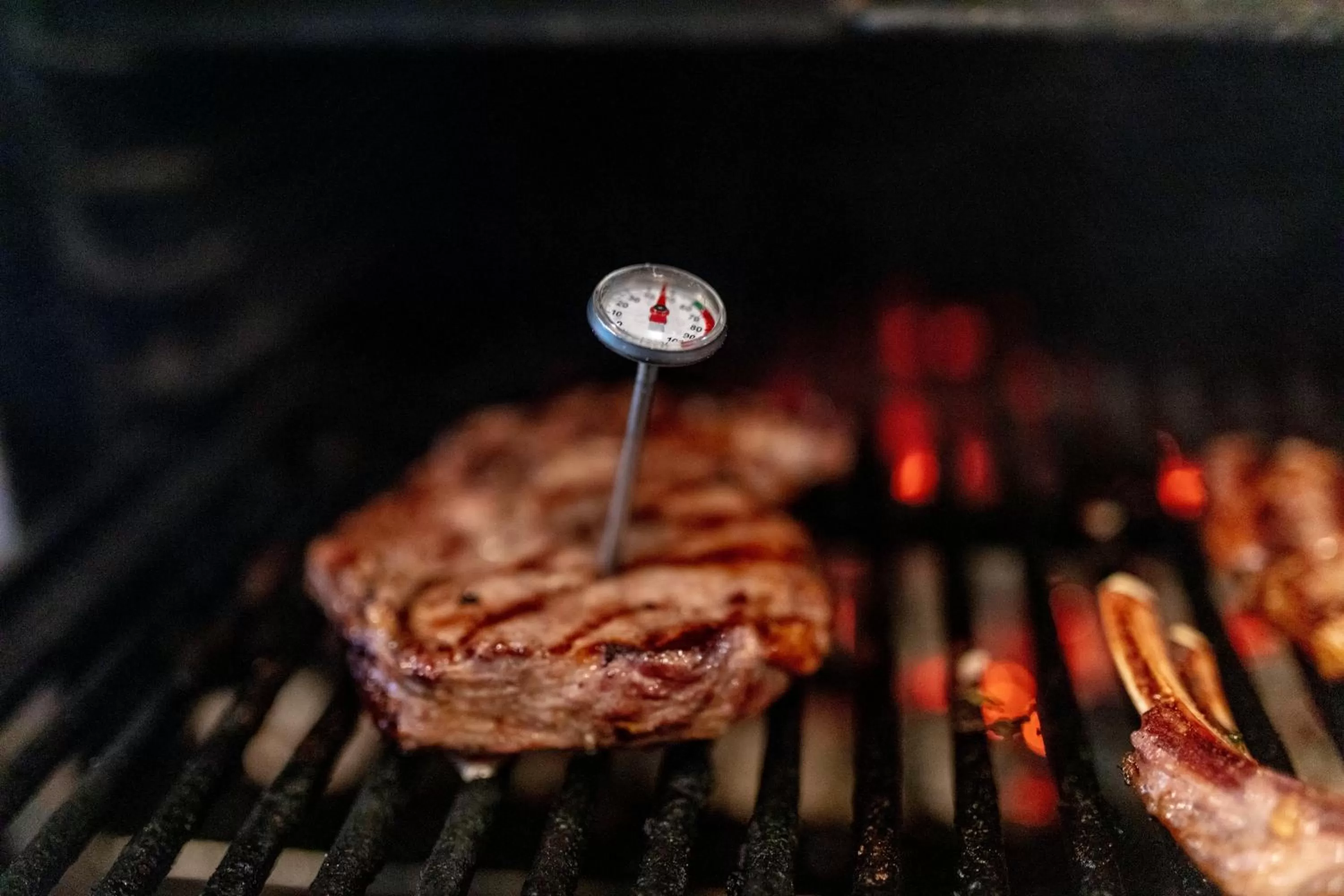 Food and drinks in Lighthouse Golf & Spa Hotel