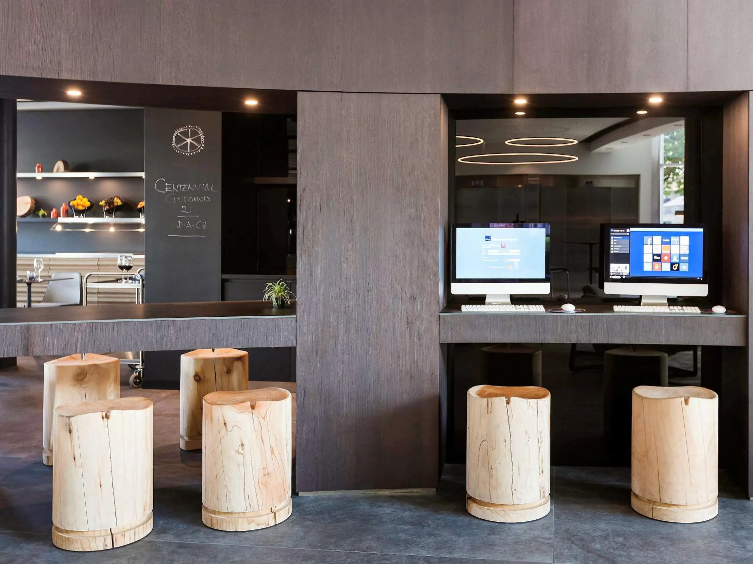 On site in Novotel Bern Expo