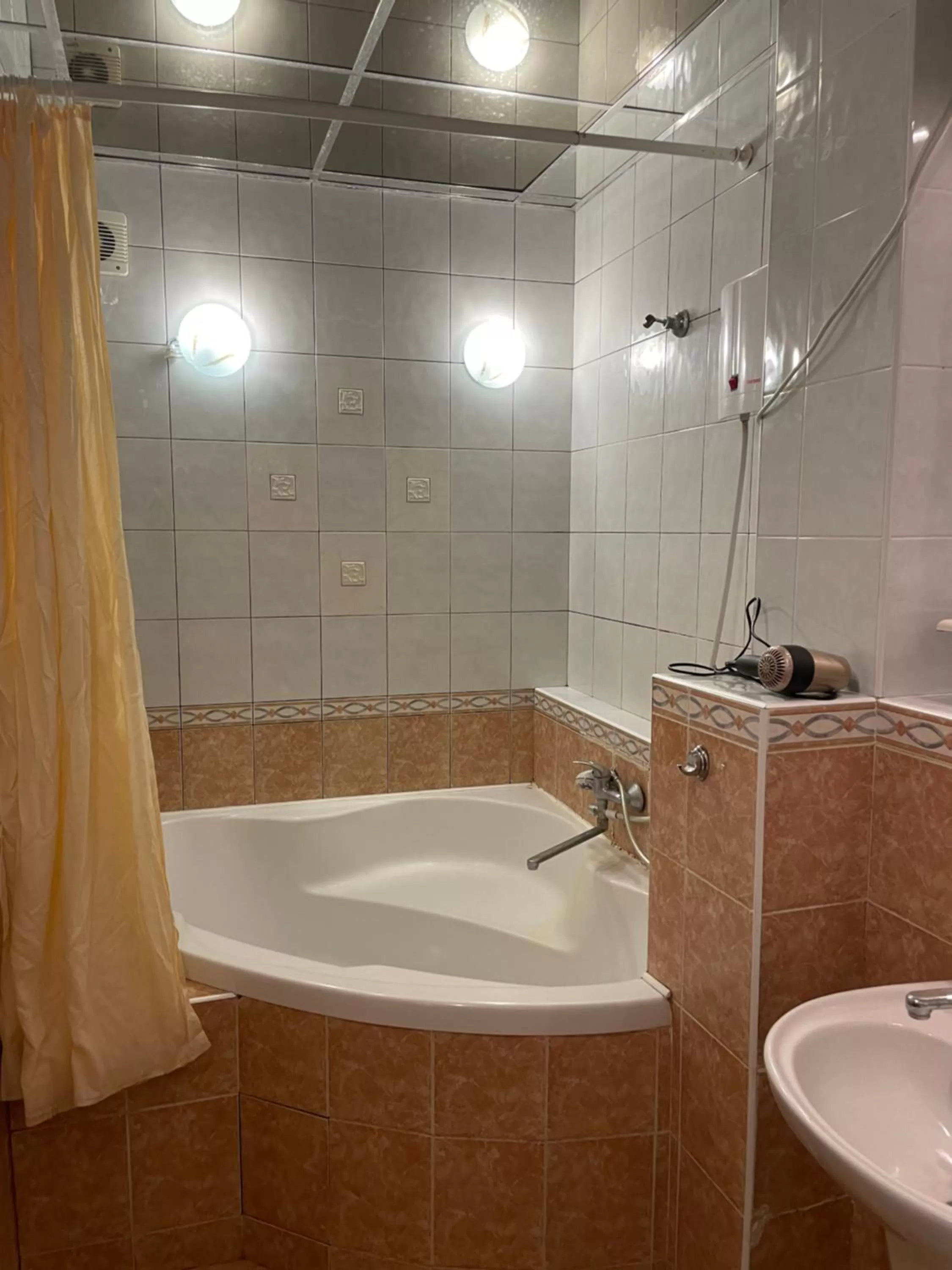 Sauna, Bathroom in Alaska