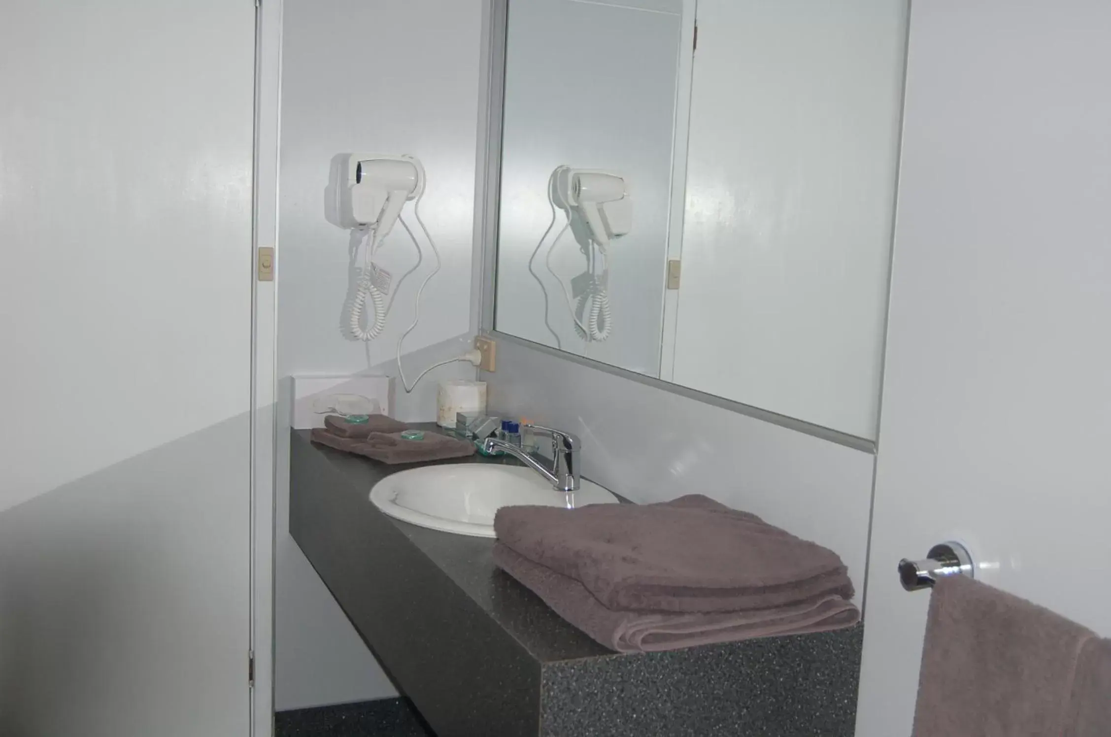 Twin Room in Horsham Mid City Court Motel Twin Room in Horsham Mid City Court Motel