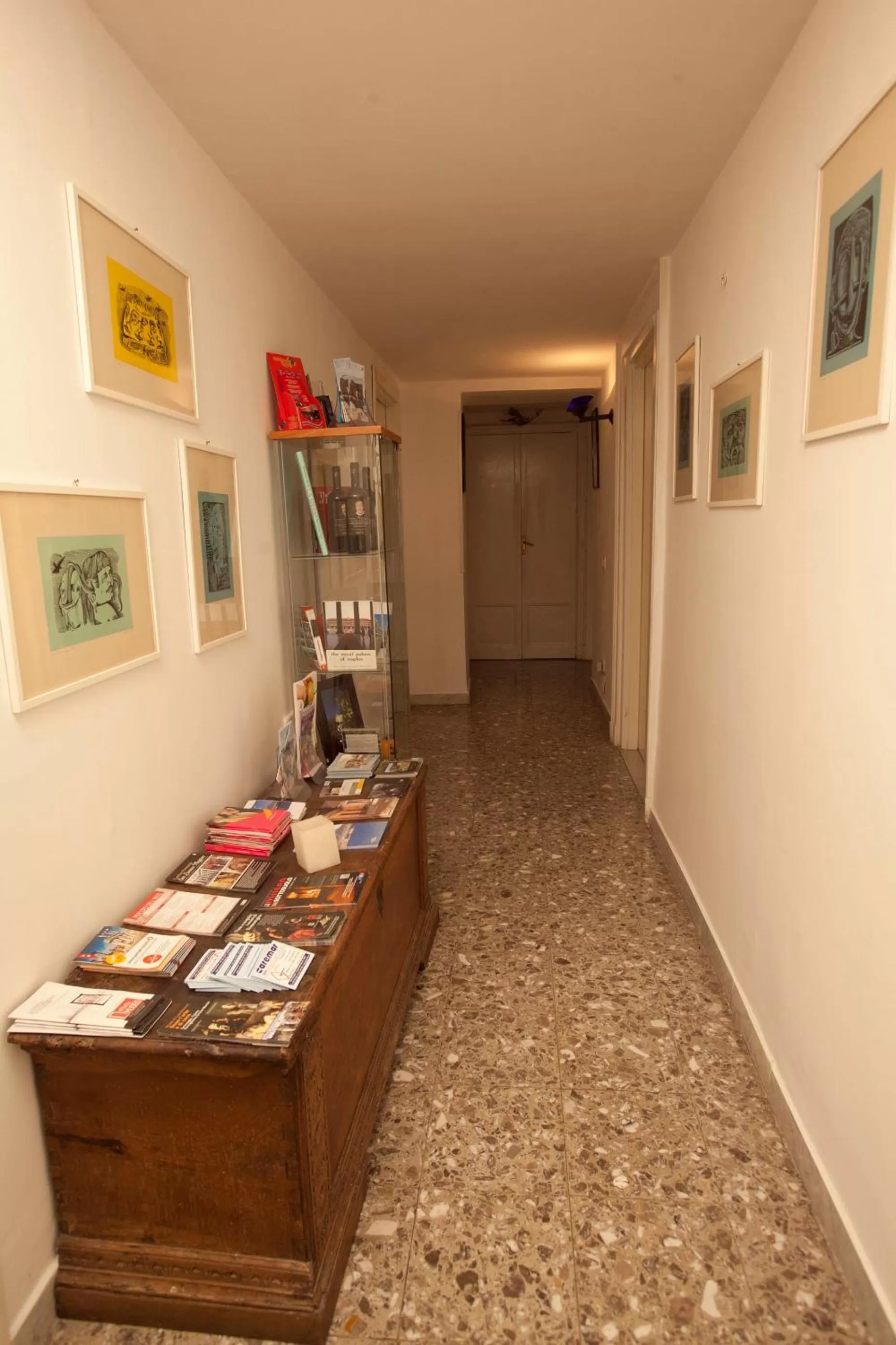 Decorative detail in B&B Platamon